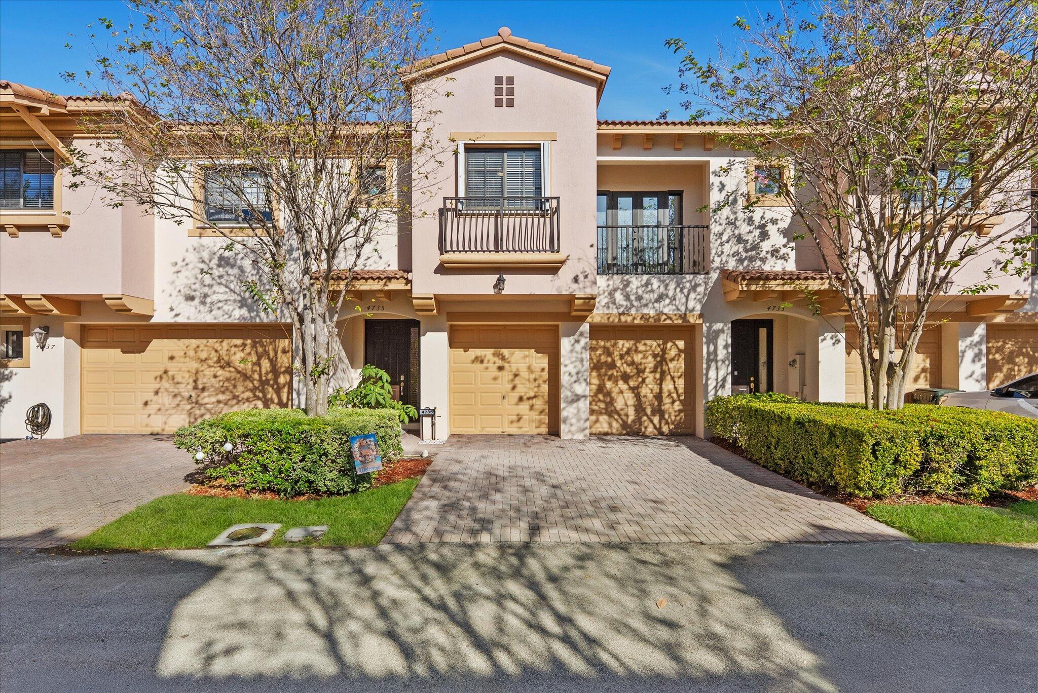 4735 Preserve Street, Coconut Creek