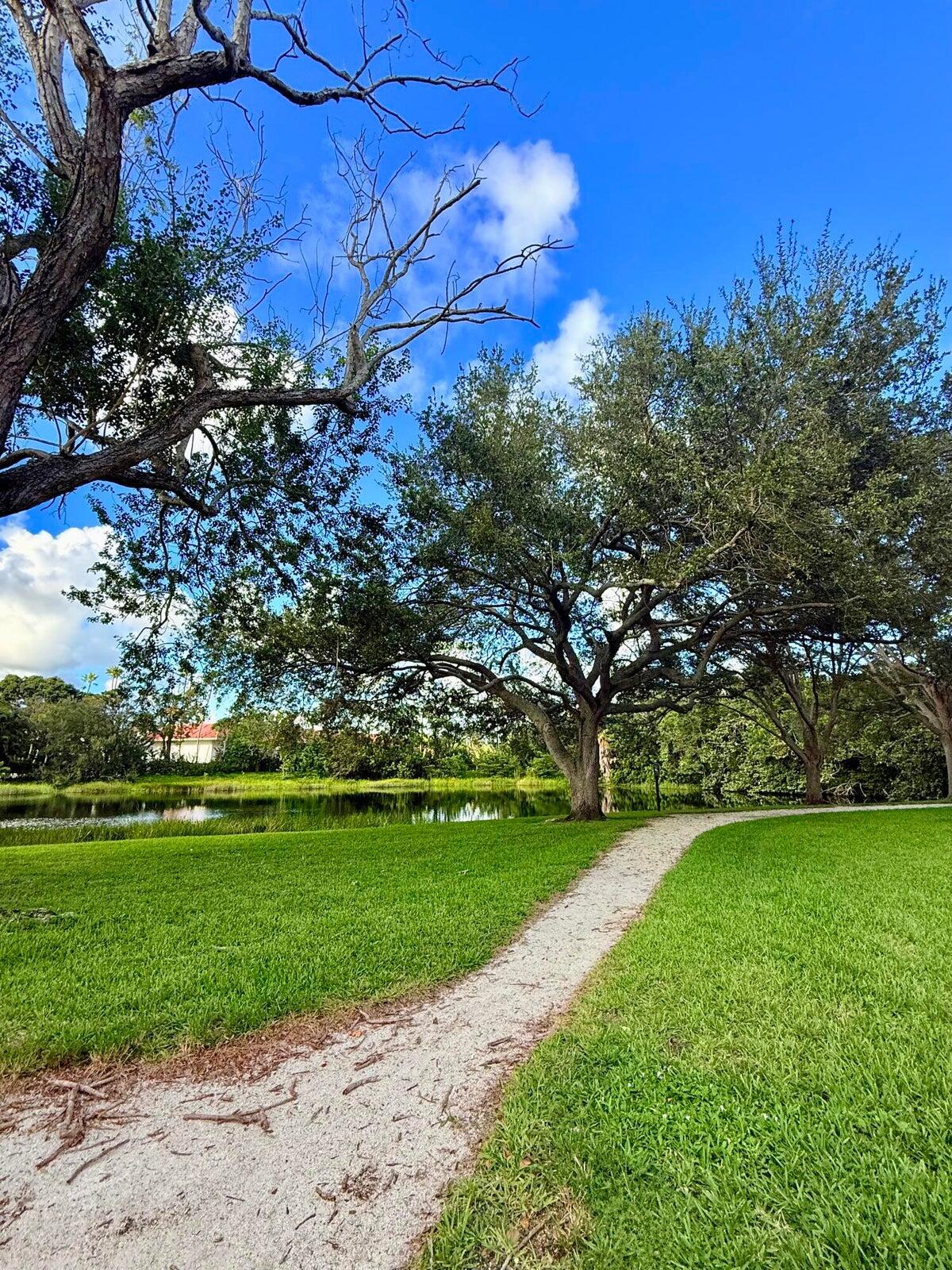 903 9th Terrace, Palm Beach Gardens