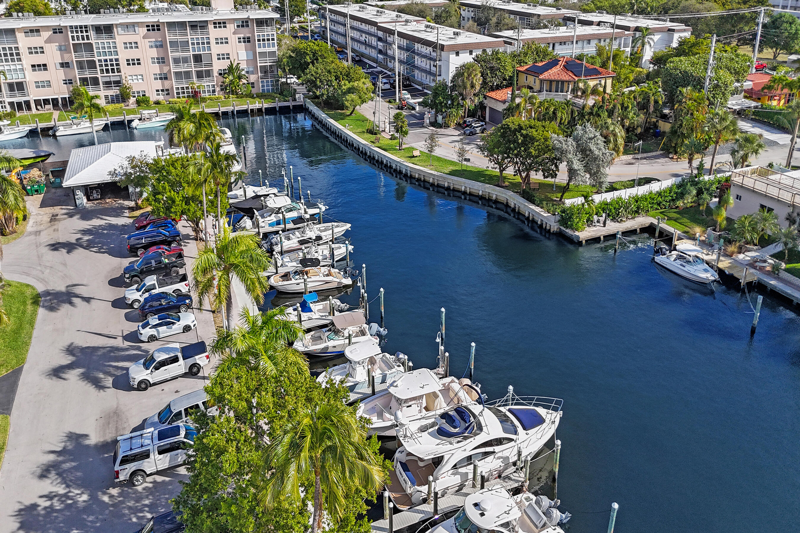 1431 S Ocean Boulevard 17, Lauderdale-By-The-Sea Unit: 17