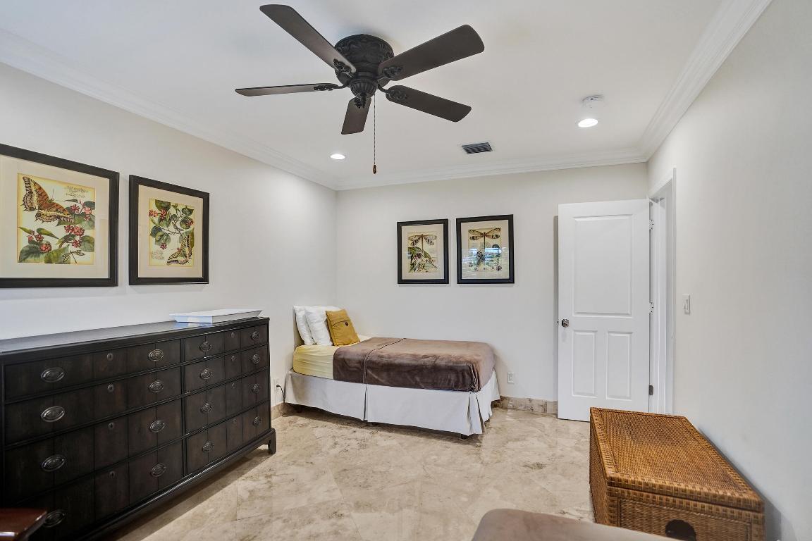 1431 S Ocean Boulevard 17, Lauderdale-By-The-Sea Unit: 17