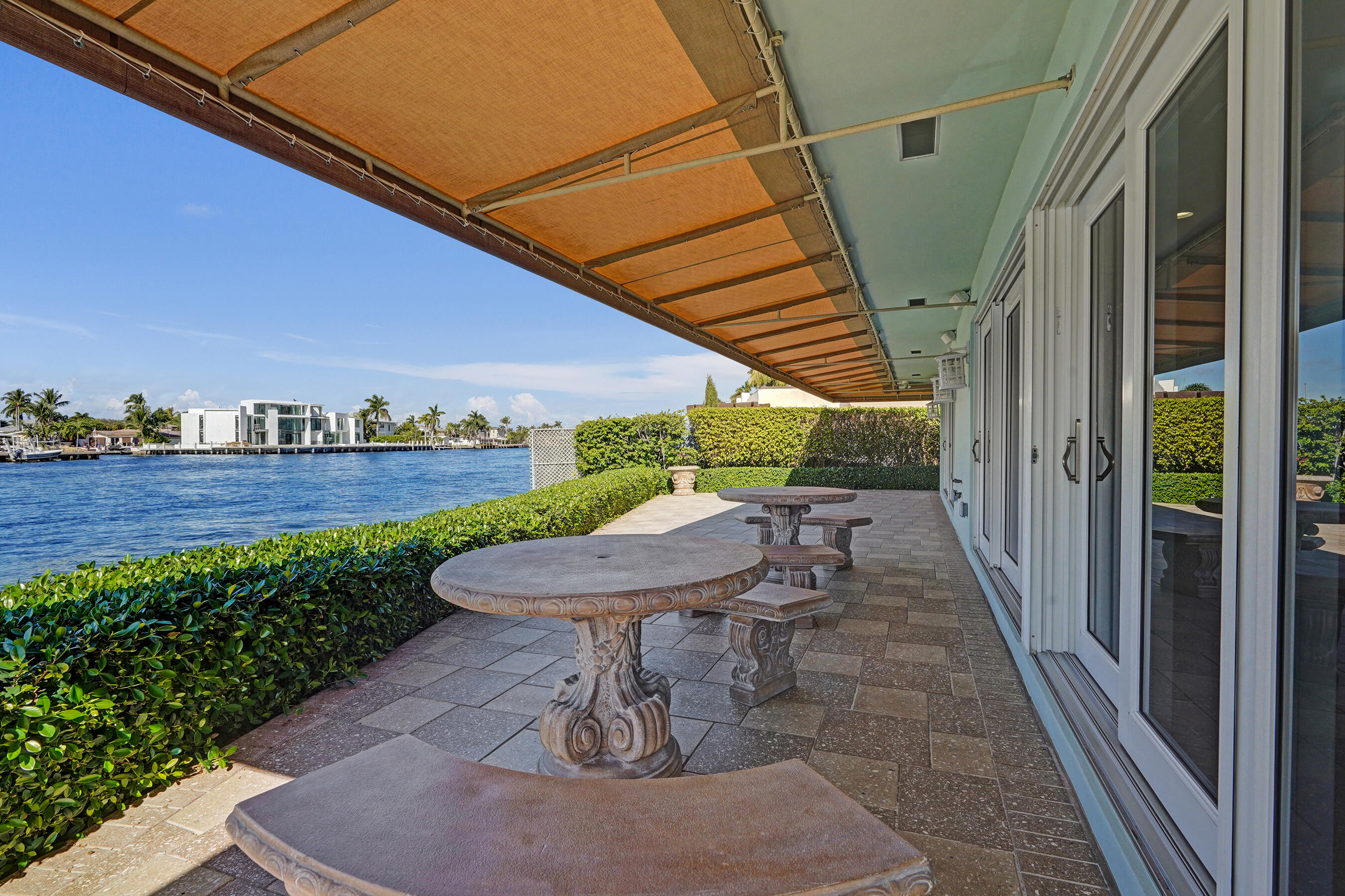 1431 S Ocean Boulevard 17, Lauderdale-By-The-Sea Unit: 17
