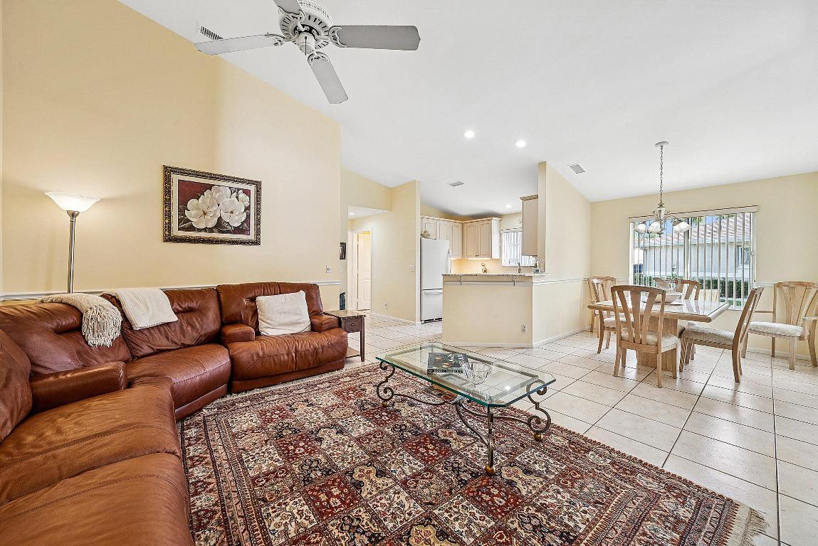 9238 Vineland Court A, Boca Raton Unit: A