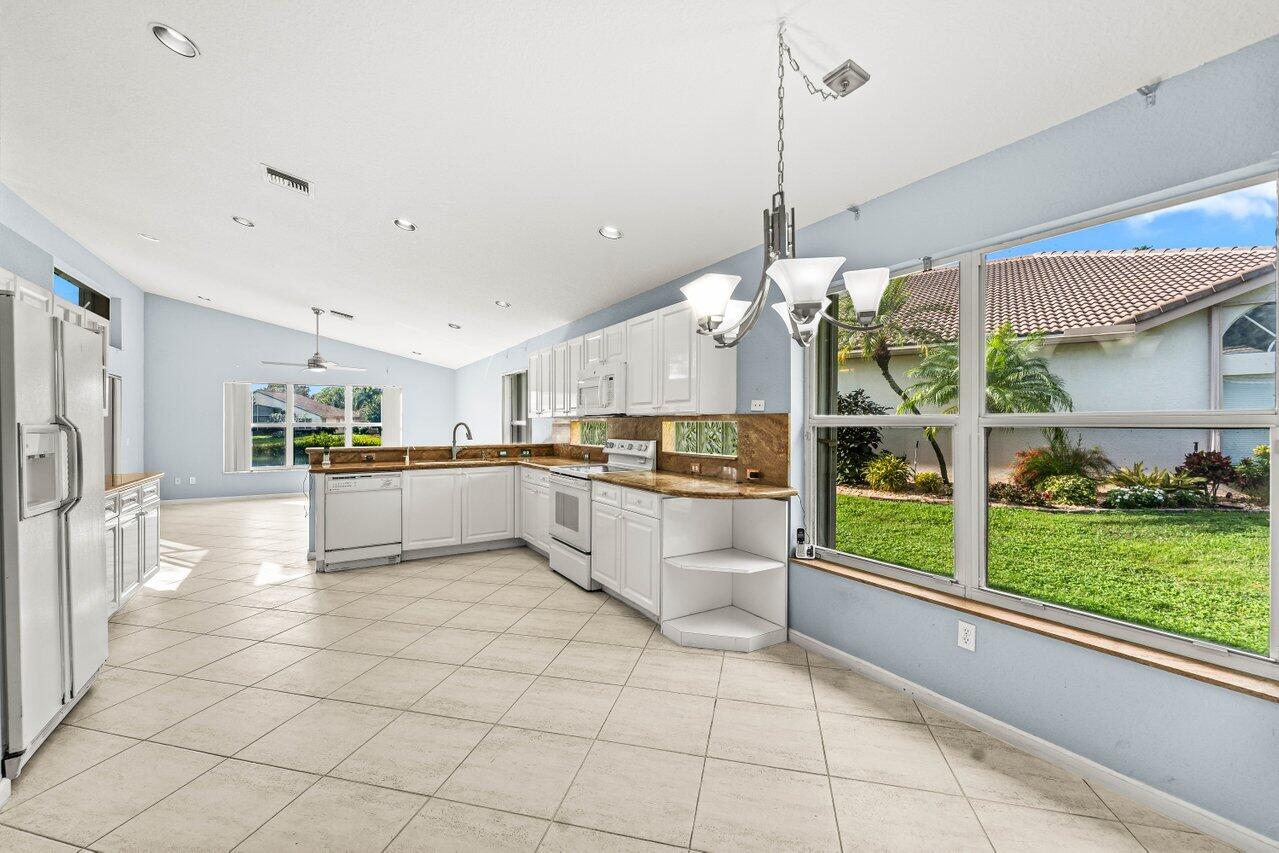 11518 Pamplona Boulevard