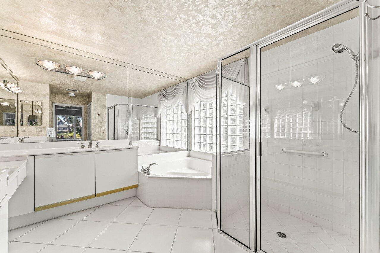 11518 Pamplona Boulevard