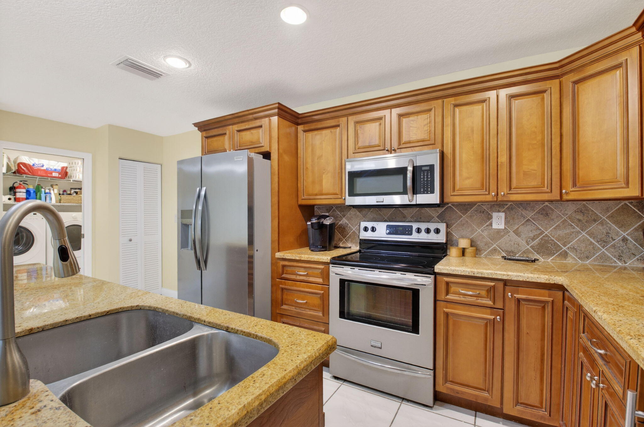 966 NW 37th Avenue, Delray Beach