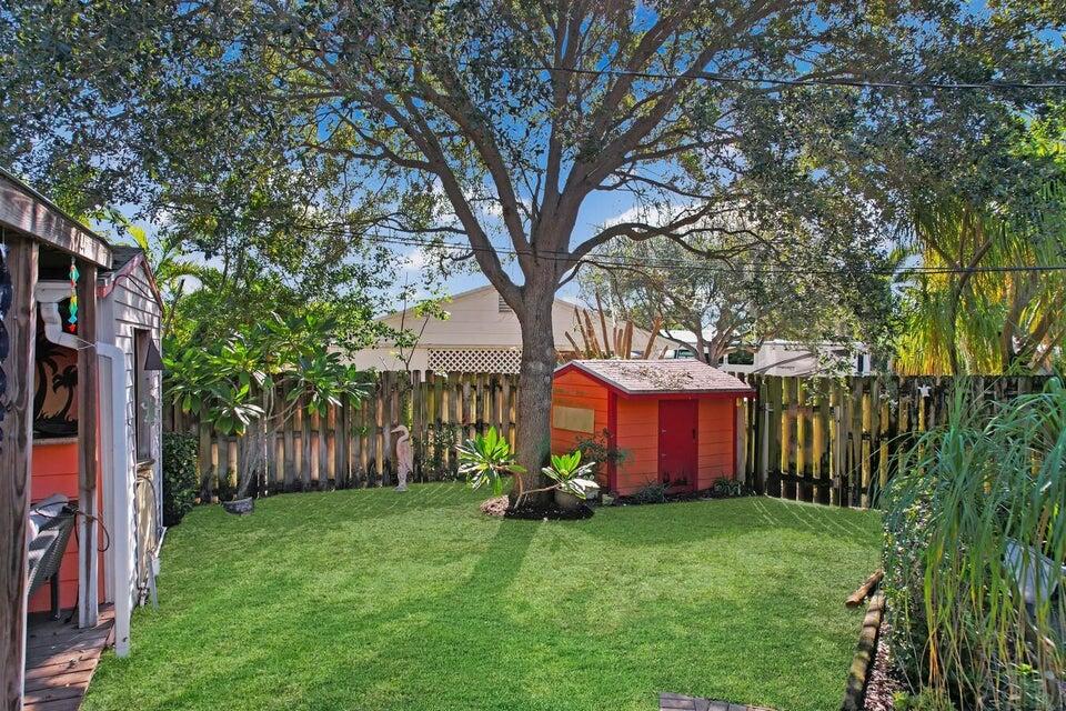 2220 W Pineridge Court, Delray Beach