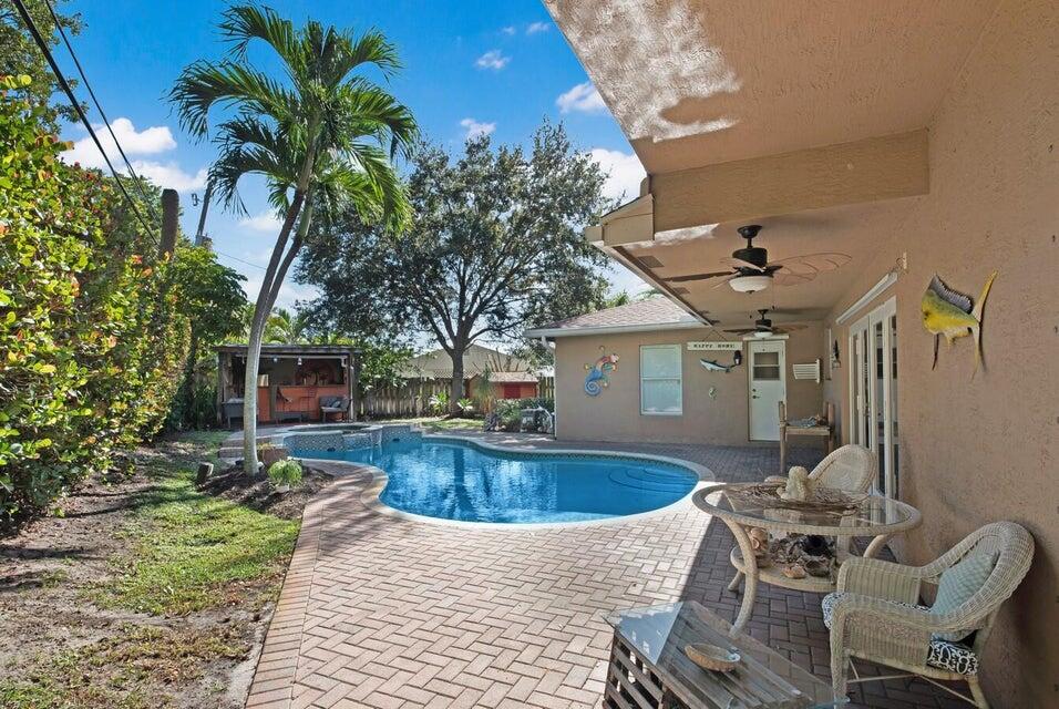 2220 W Pineridge Court, Delray Beach