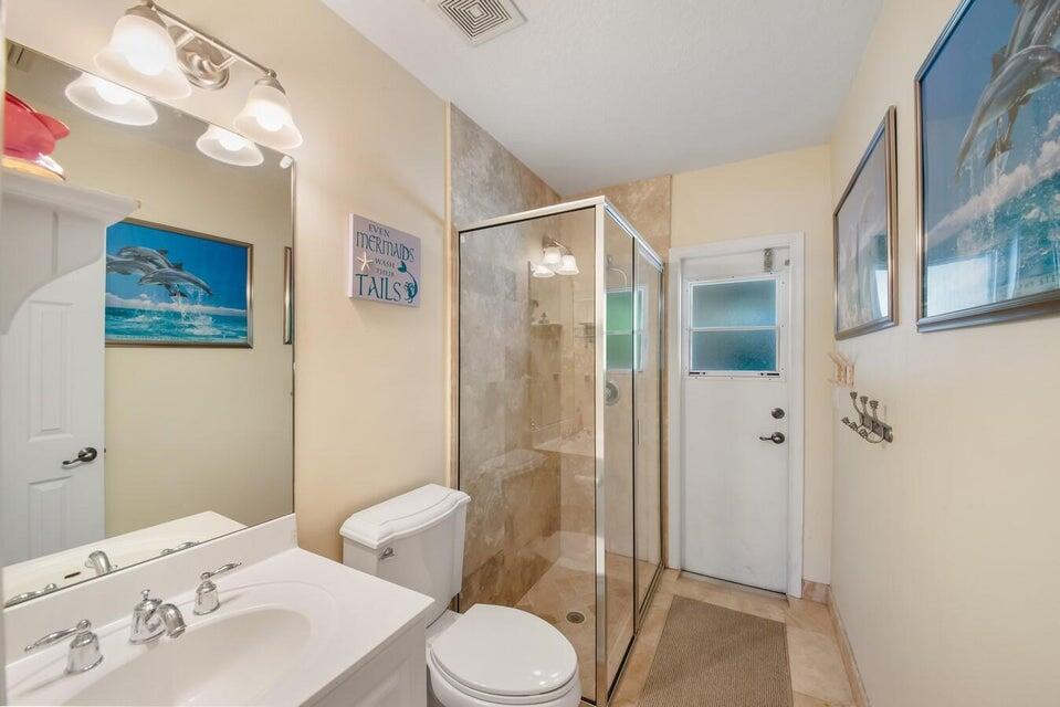 2220 W Pineridge Court, Delray Beach