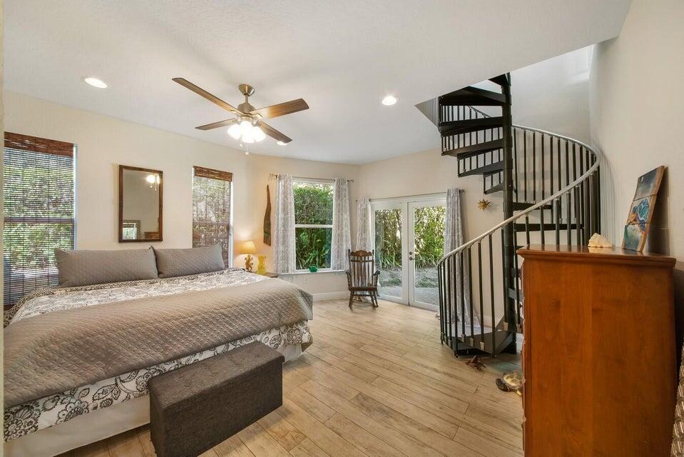 2220 W Pineridge Court, Delray Beach