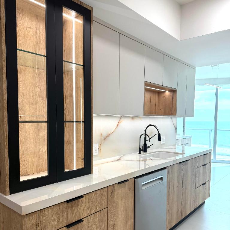 3101 S Ocean Drive 1807, Hollywood Unit: 1807