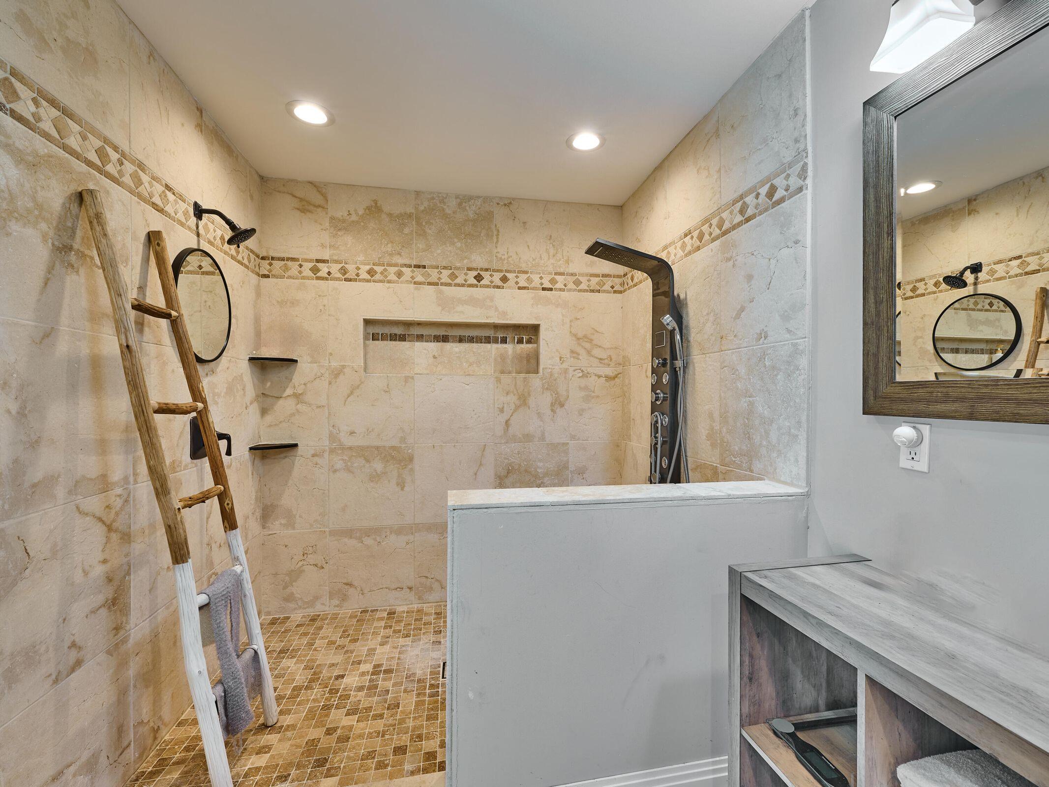 2810 NE 48th Court, Lighthouse Point