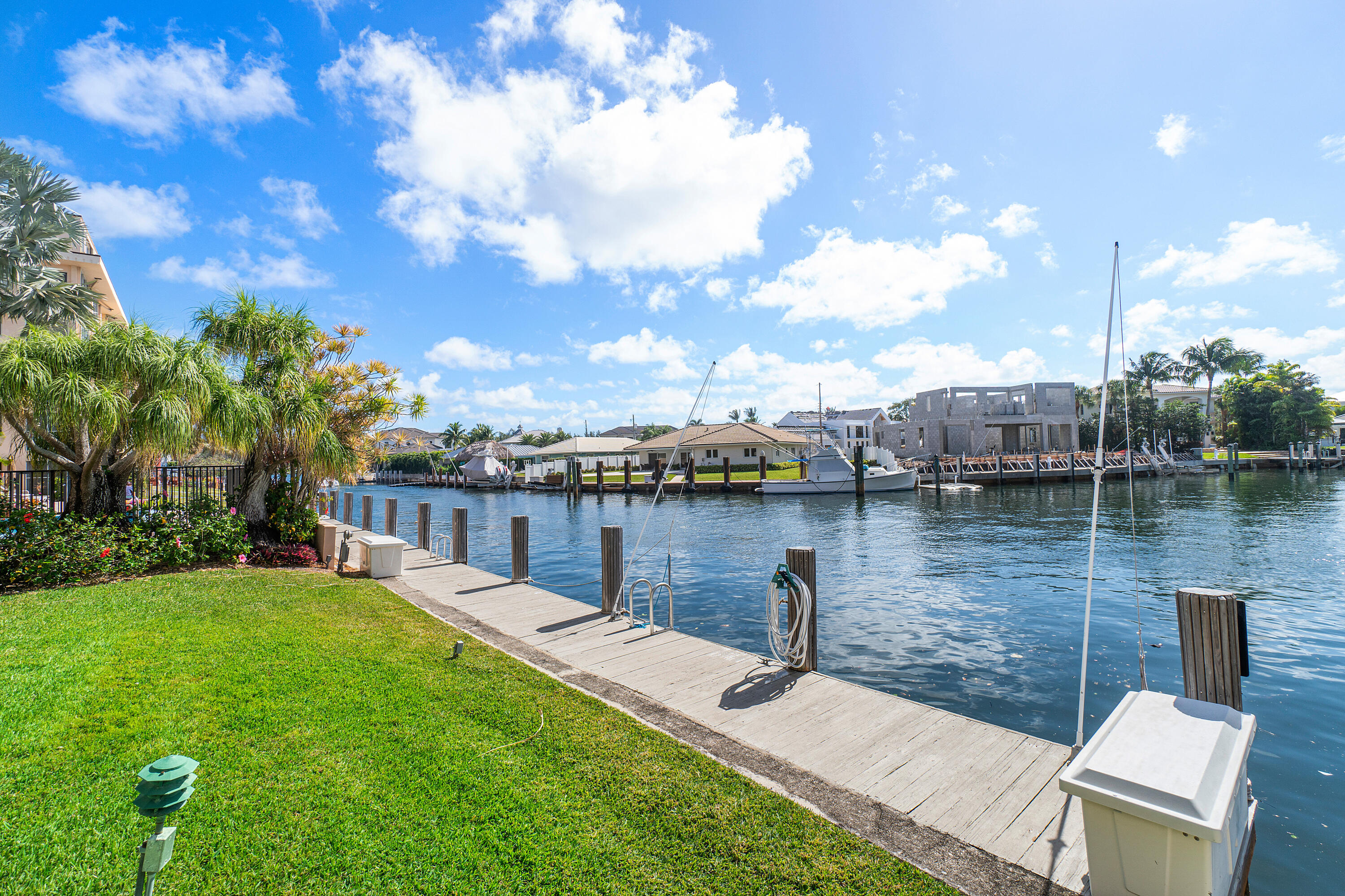 698 NE Spanish River Boulevard 0140, Boca Raton Unit: 0140