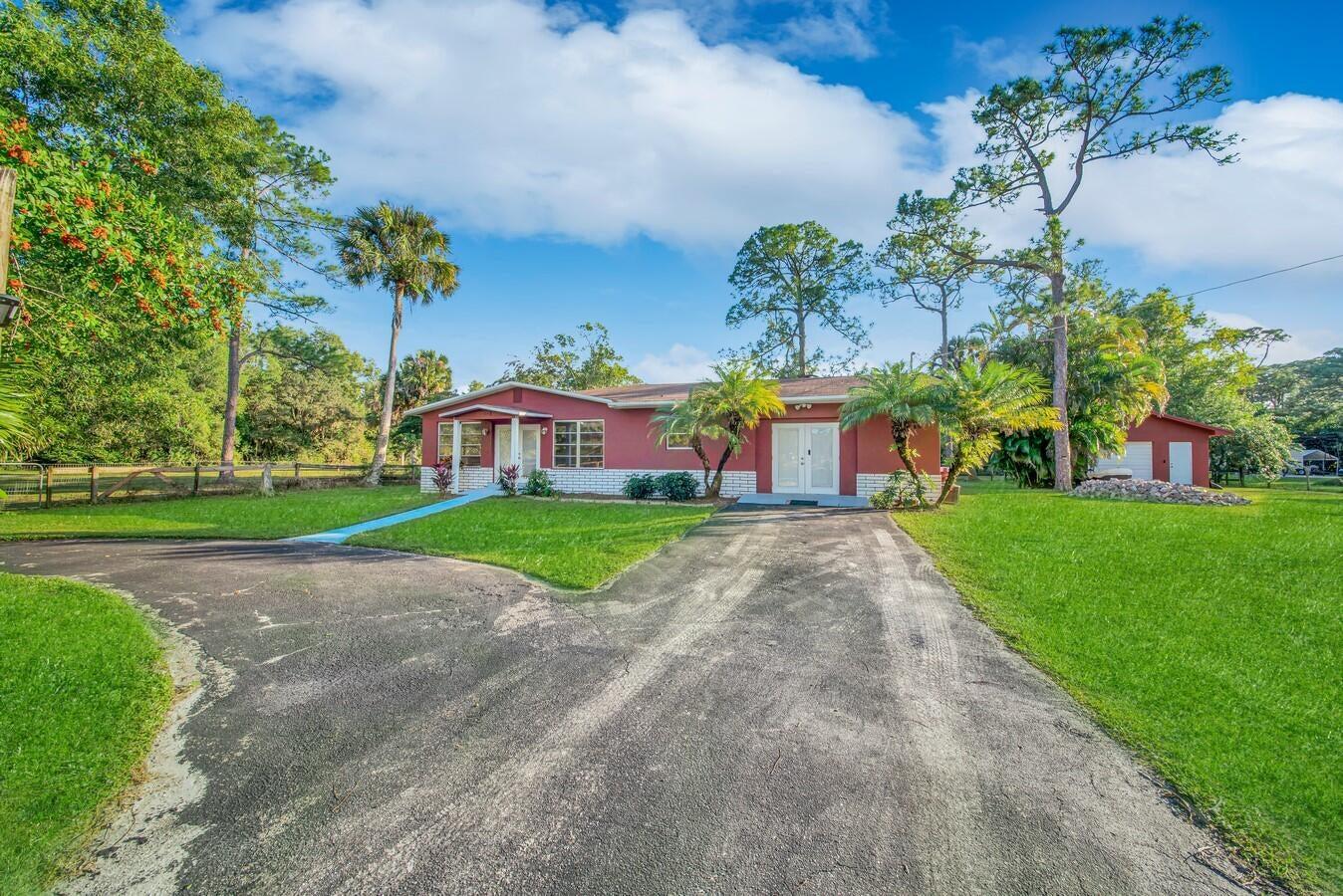 11424 165th Road N
