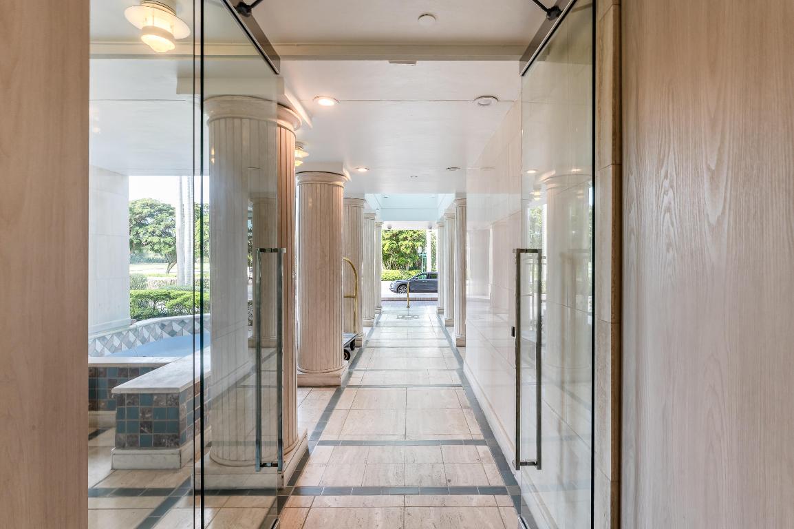 300 SE 5th Avenue 8140