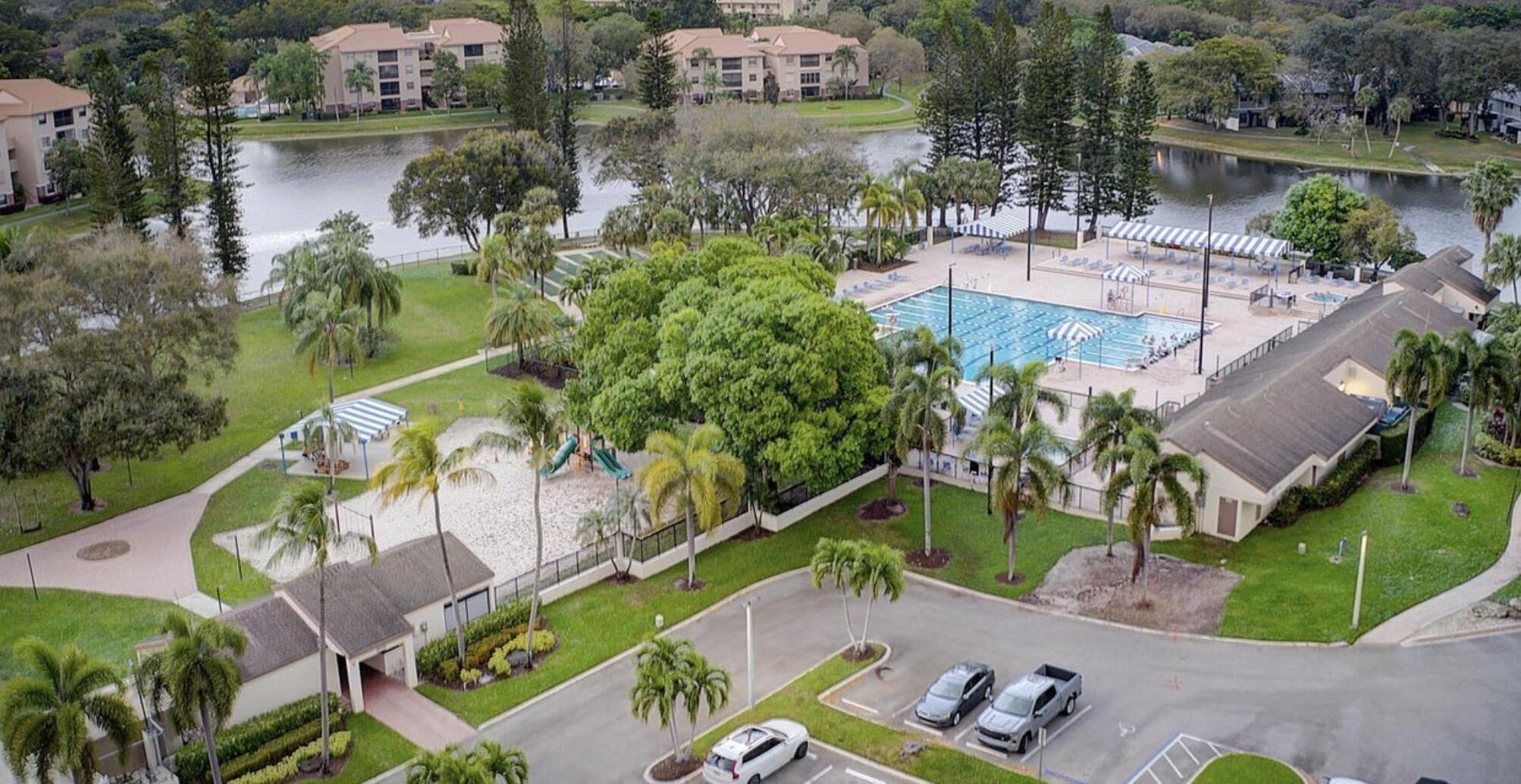 3993 Carambola Circle N 2998