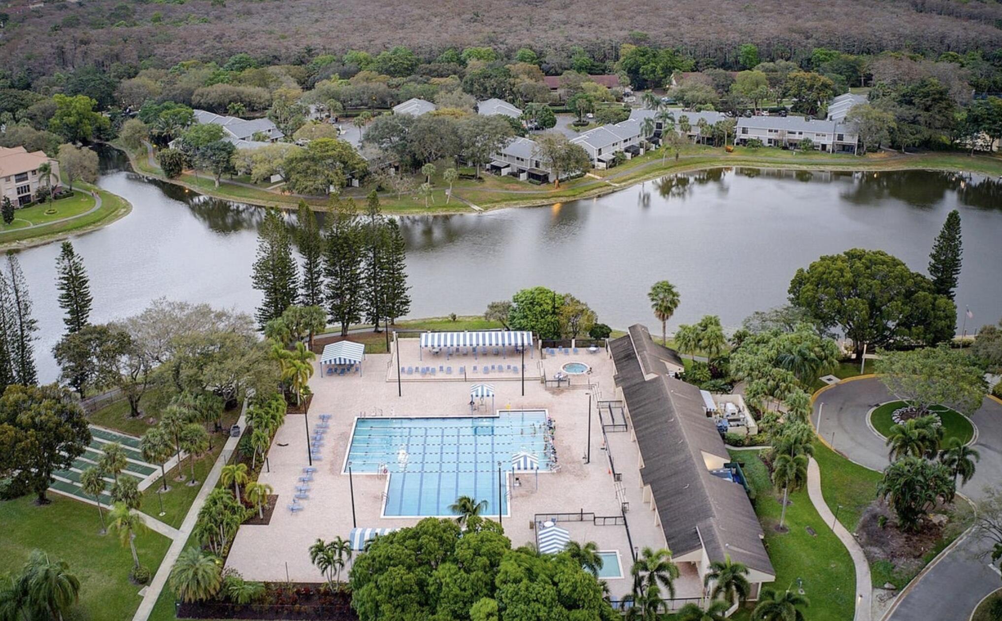 3993 Carambola Circle N 2998