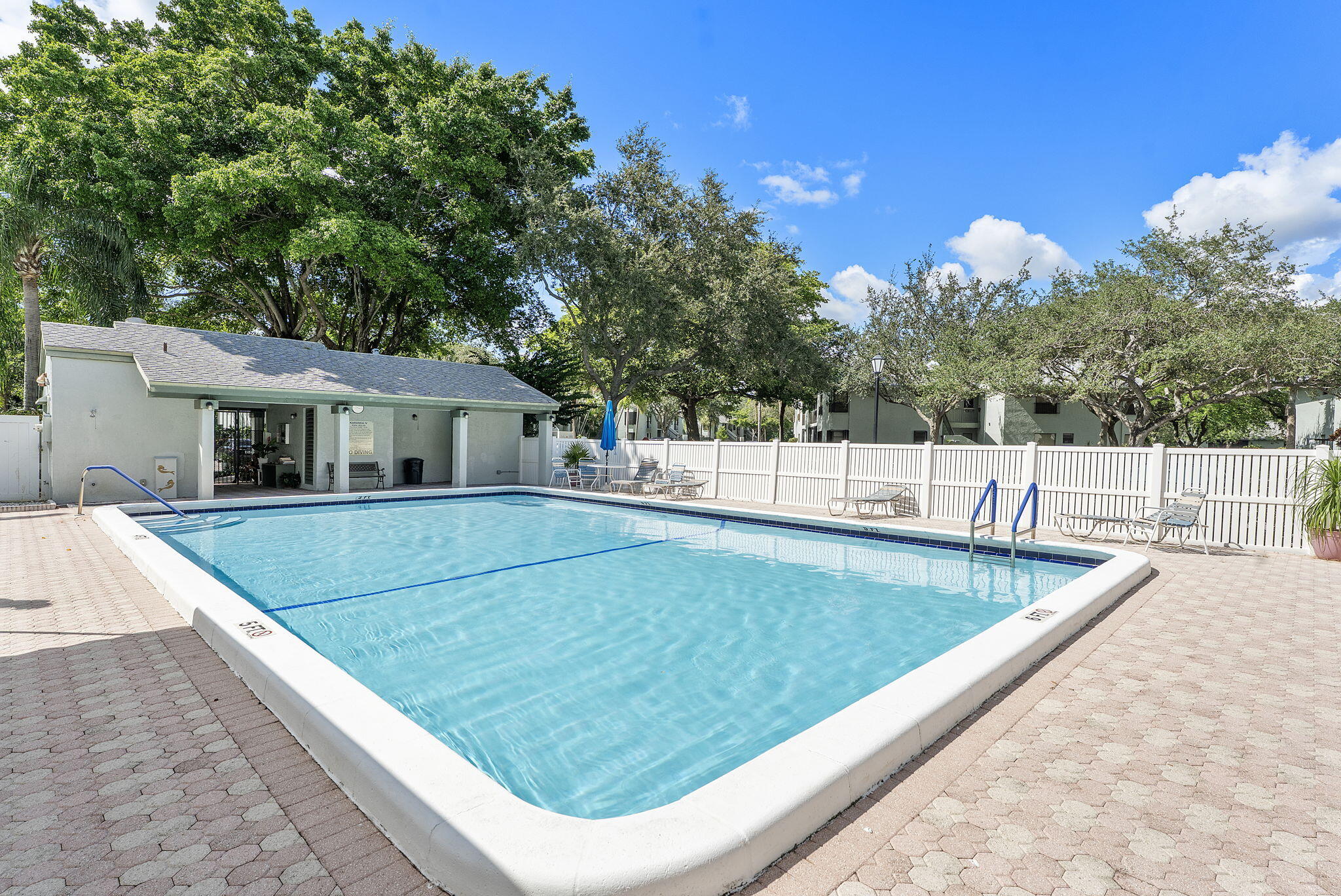 3993 Carambola Circle N 2998