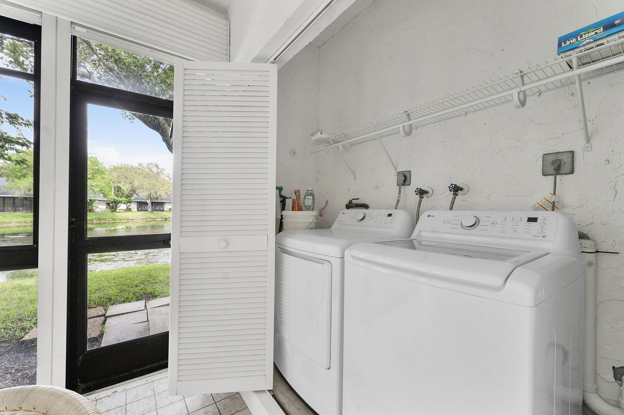 3993 Carambola Circle N 2998