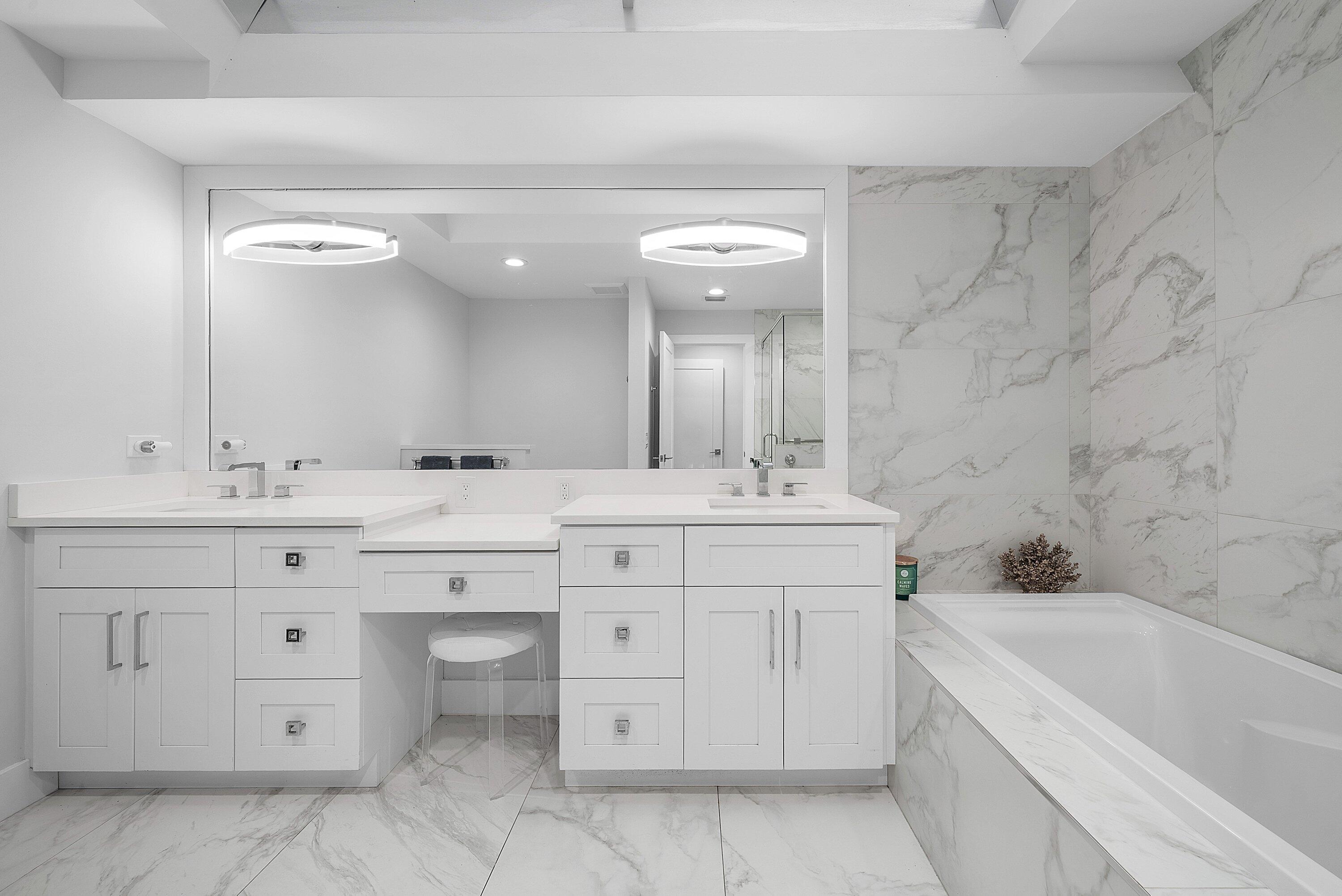 24 Oaks Lane, Boynton Beach