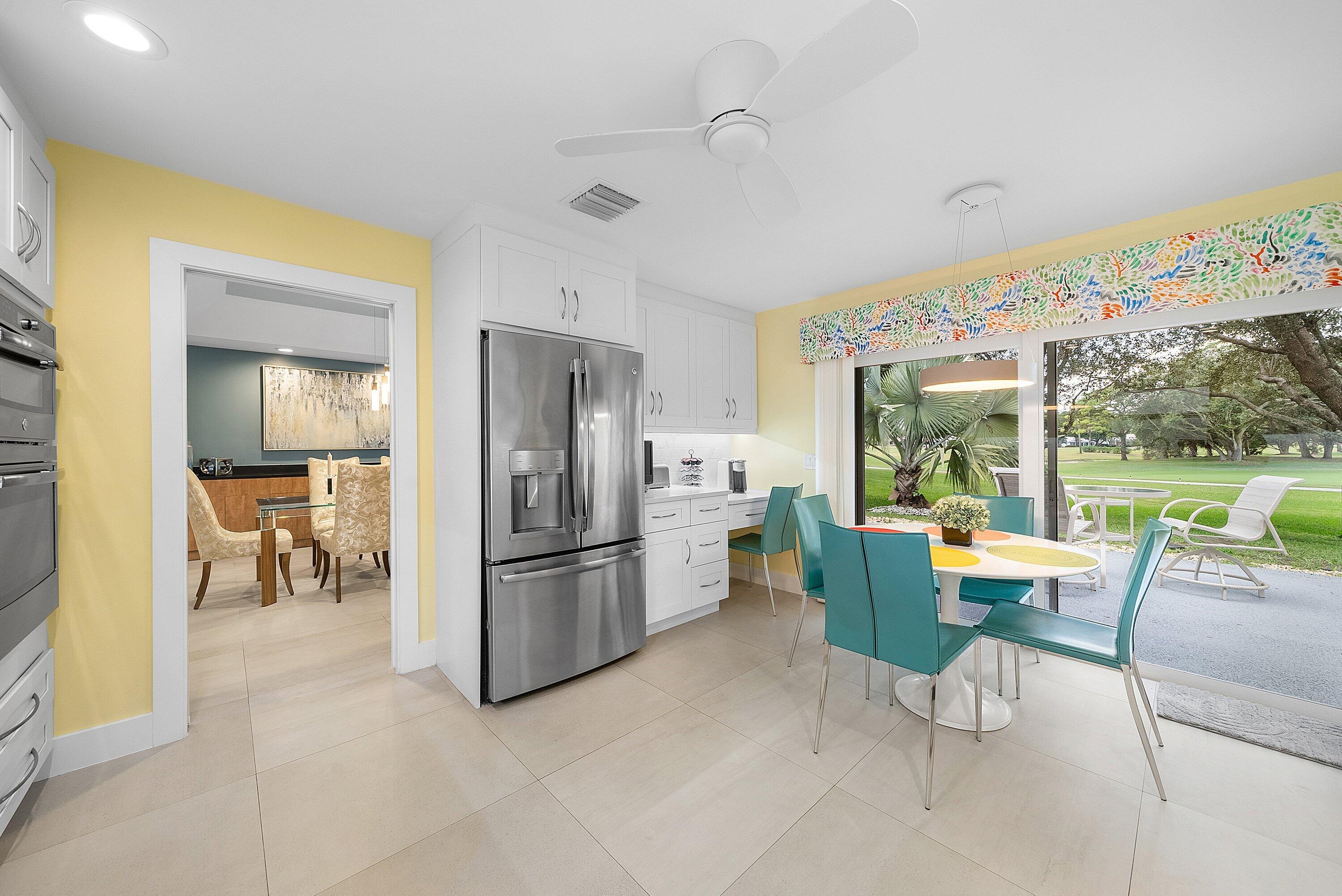 24 Oaks Lane, Boynton Beach