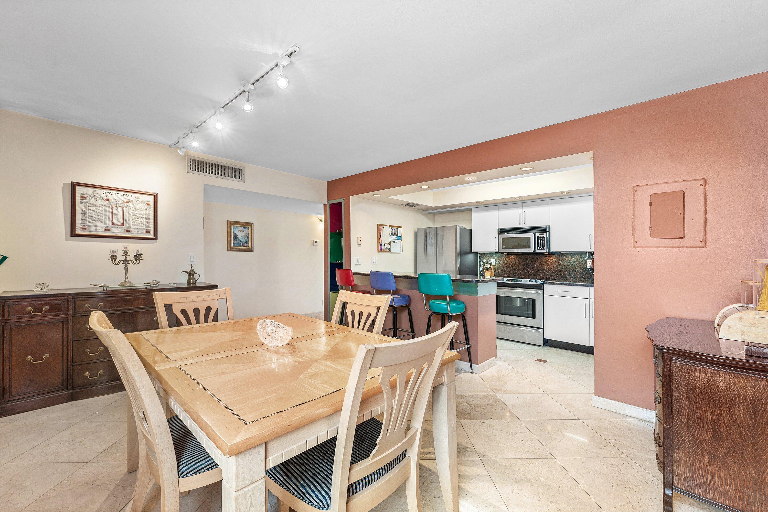 20200 W Country Club Drive Ph-20, Aventura Unit: Ph-20