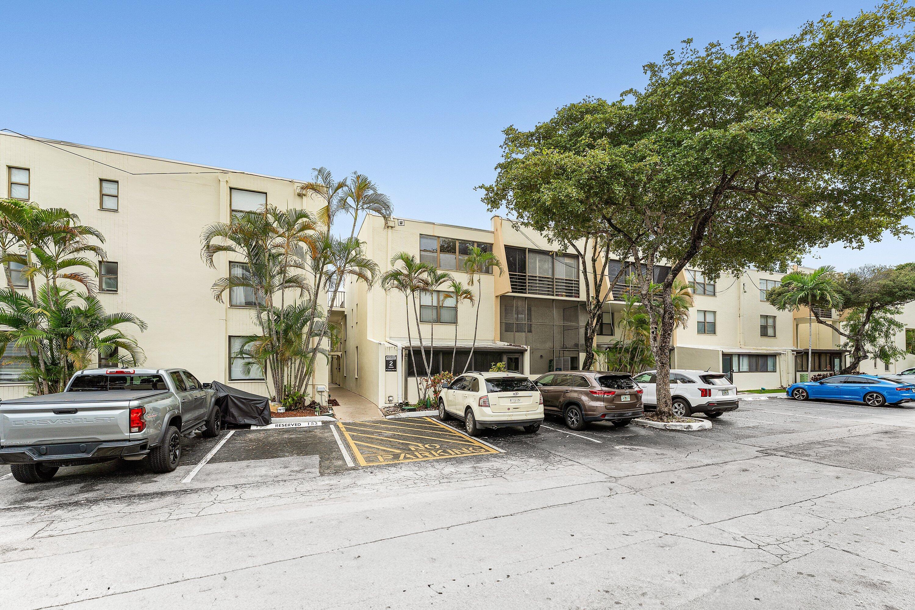 20200 W Country Club Drive Ph-20, Aventura Unit: Ph-20