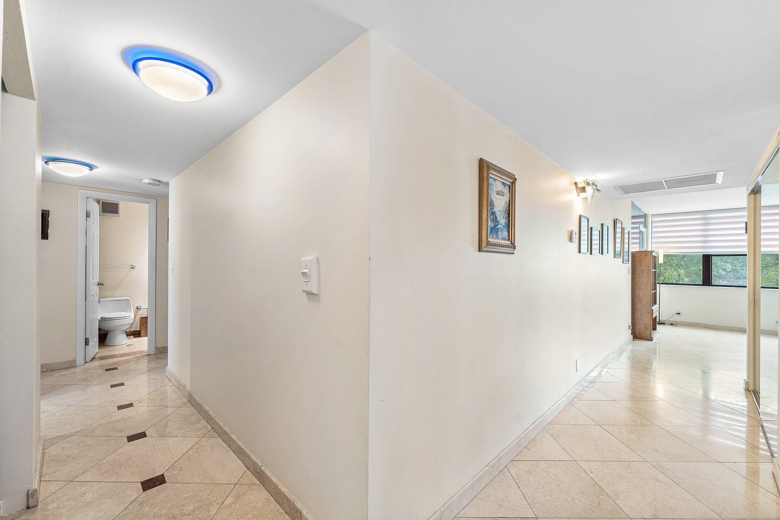 20200 W Country Club Drive Ph-20, Aventura Unit: Ph-20