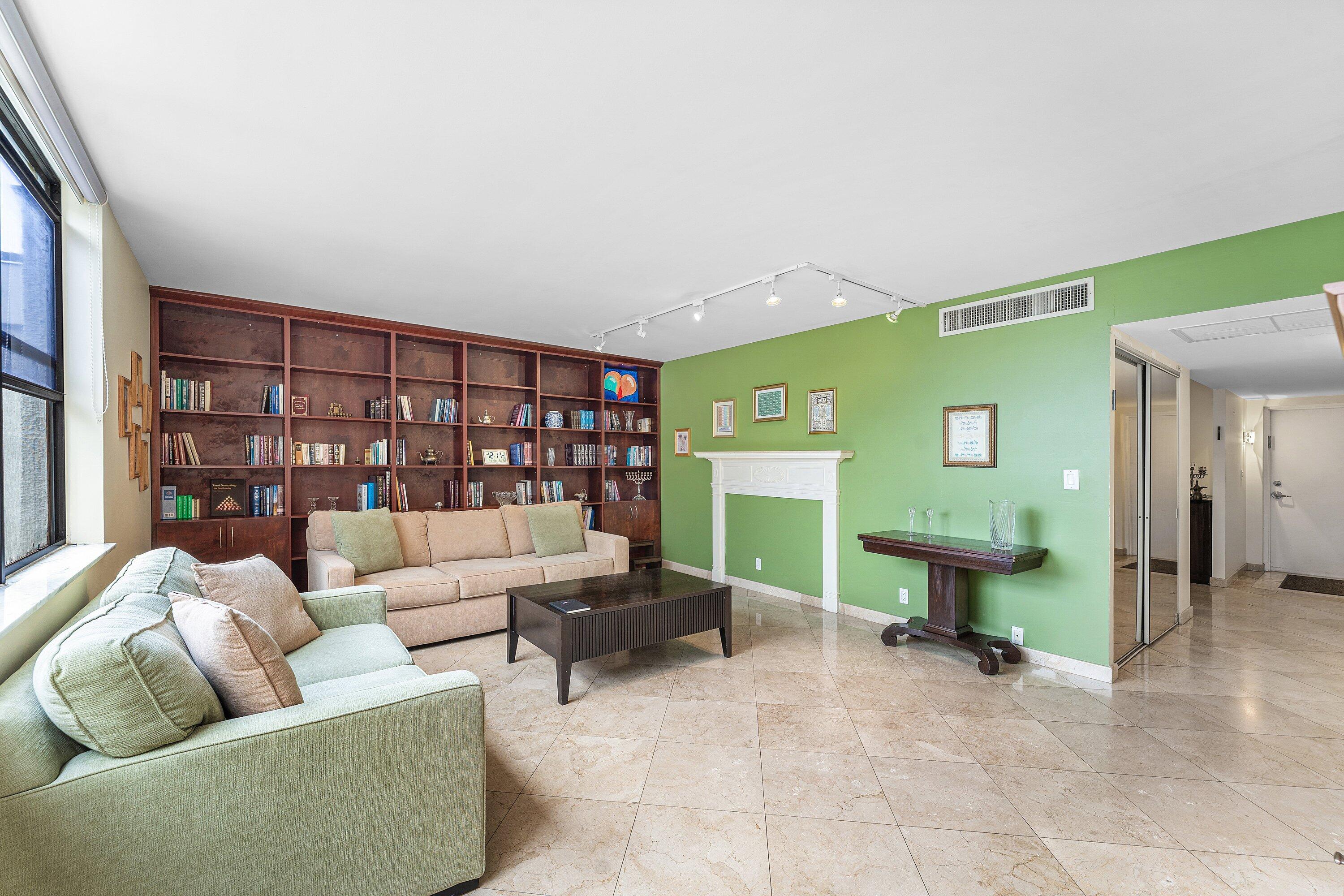 20200 W Country Club Drive Ph-20, Aventura Unit: Ph-20