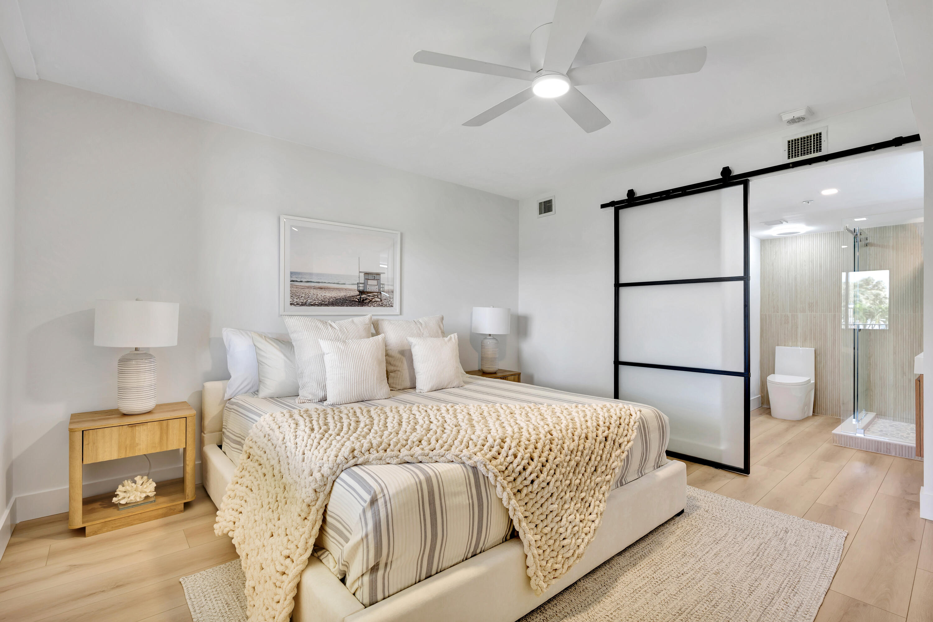 501 Seafarer Circle 204