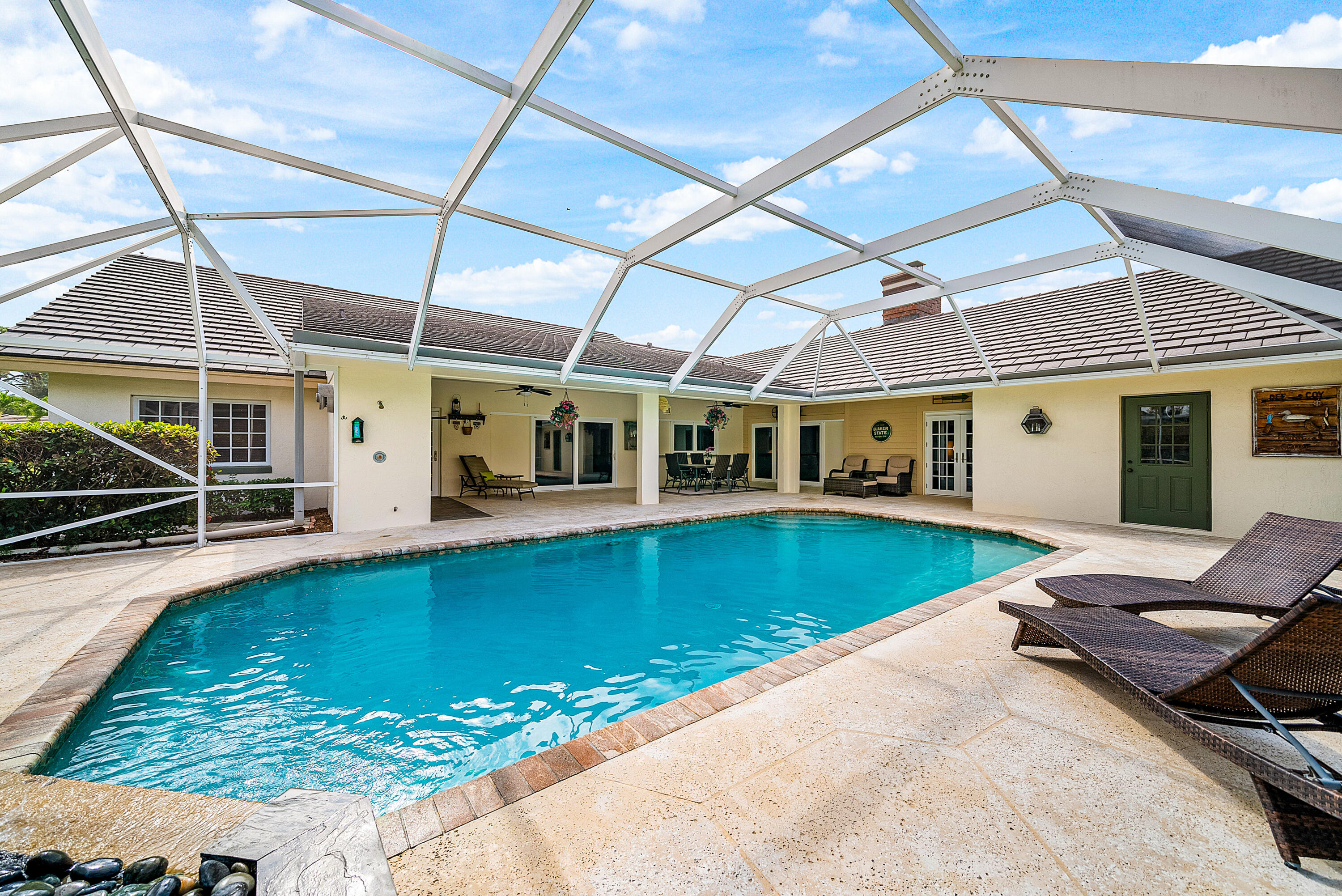 420 Muirfield Drive