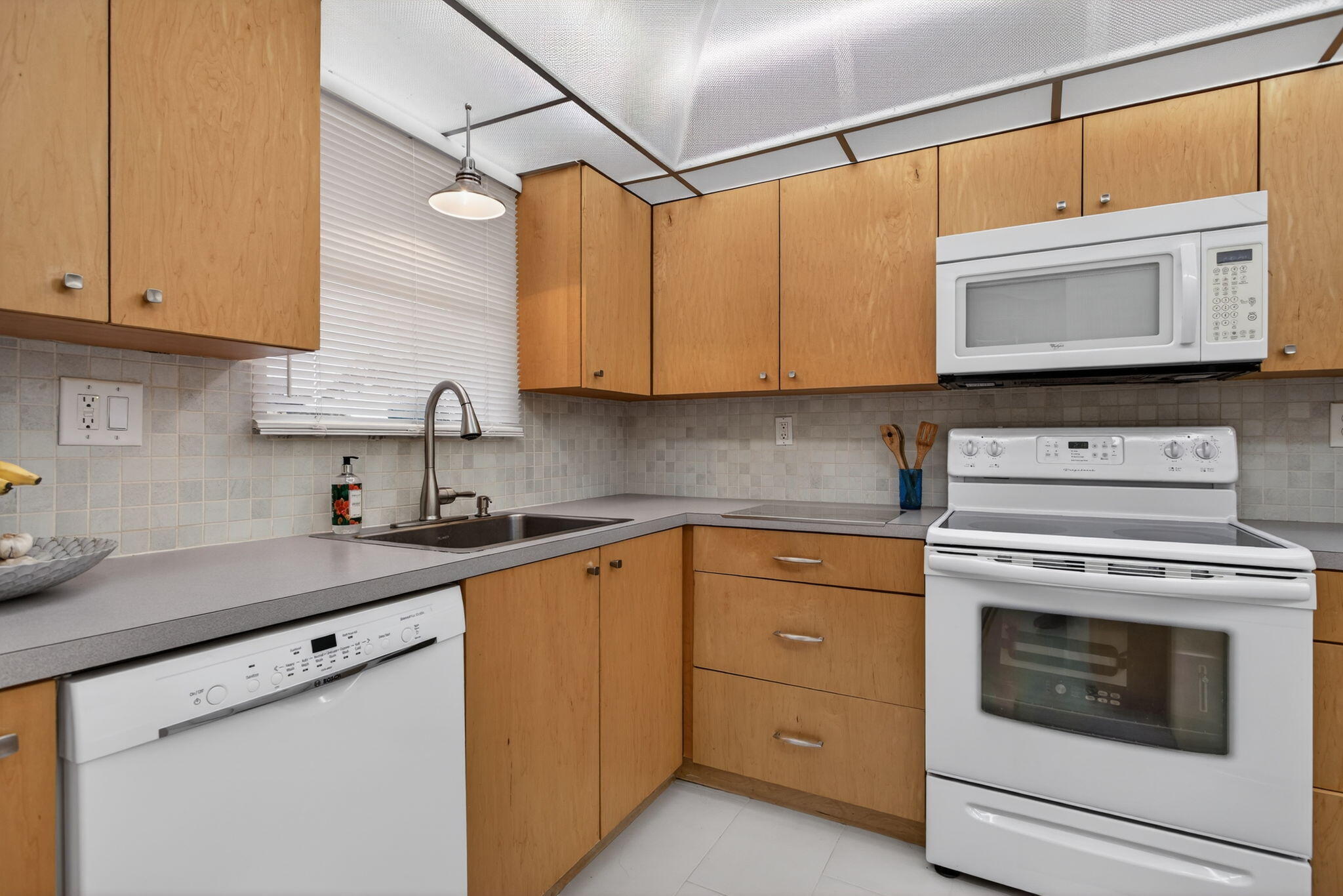 6080 NW 44th Street 214