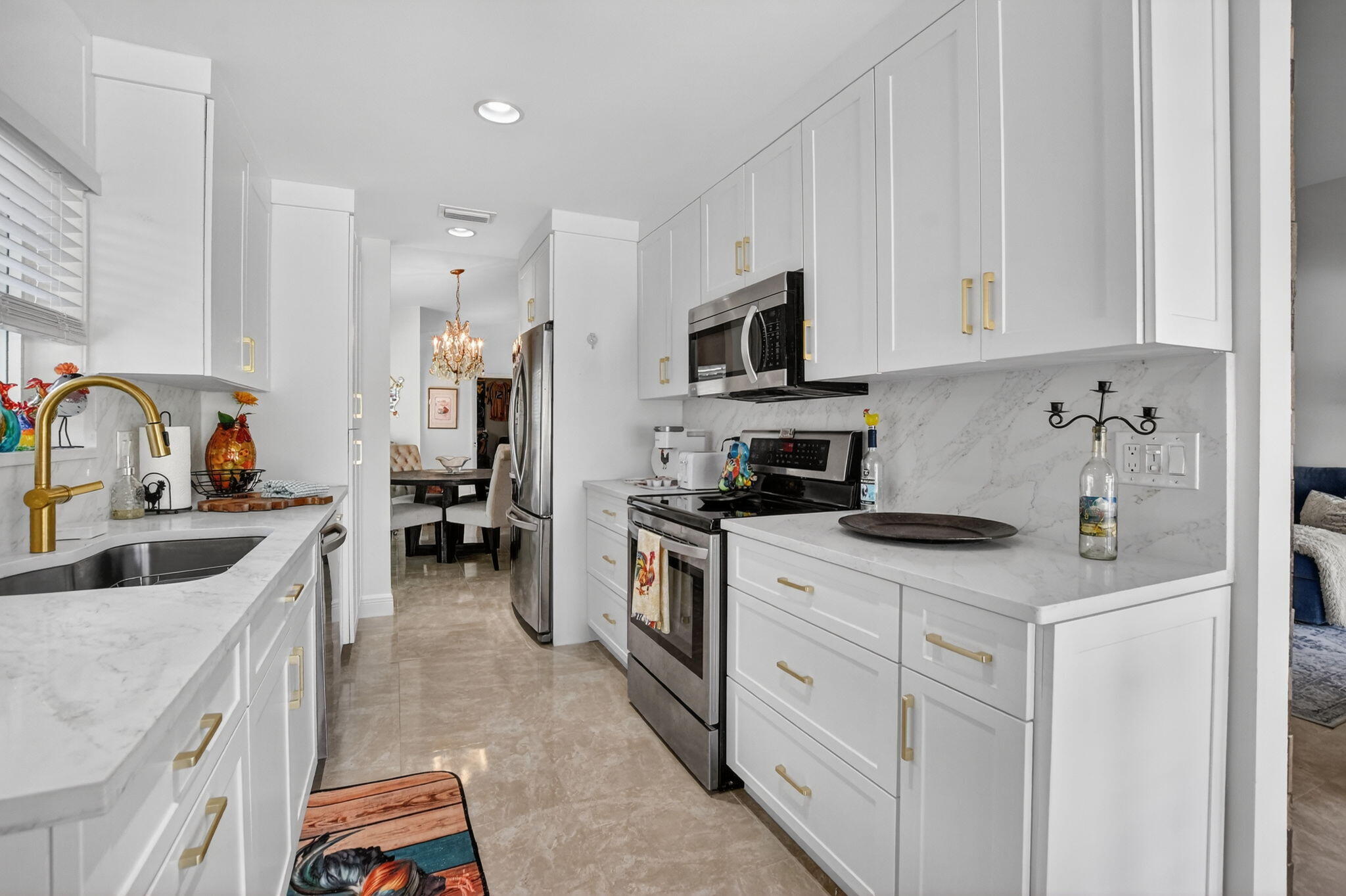 11270 Clover Leaf Circle