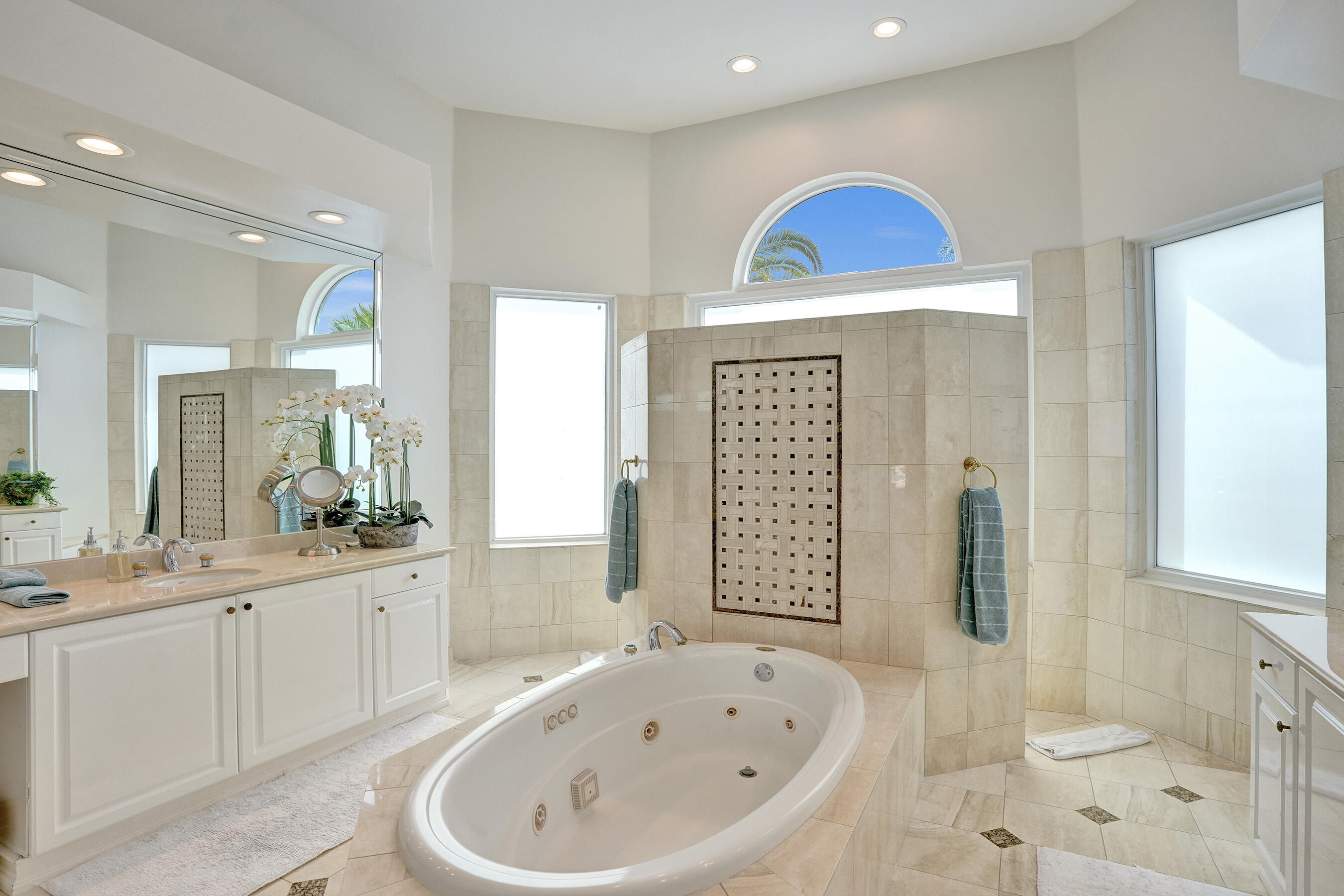 2403 NW 49th Lane