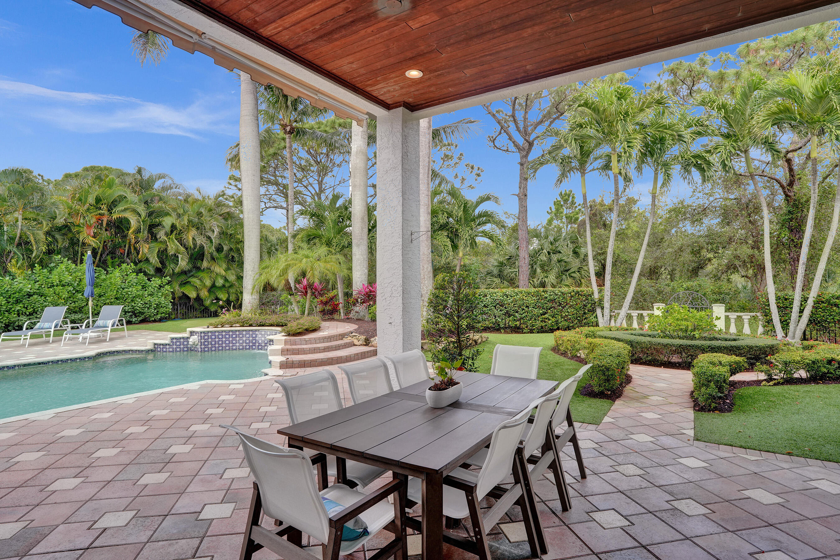 2403 NW 49th Lane