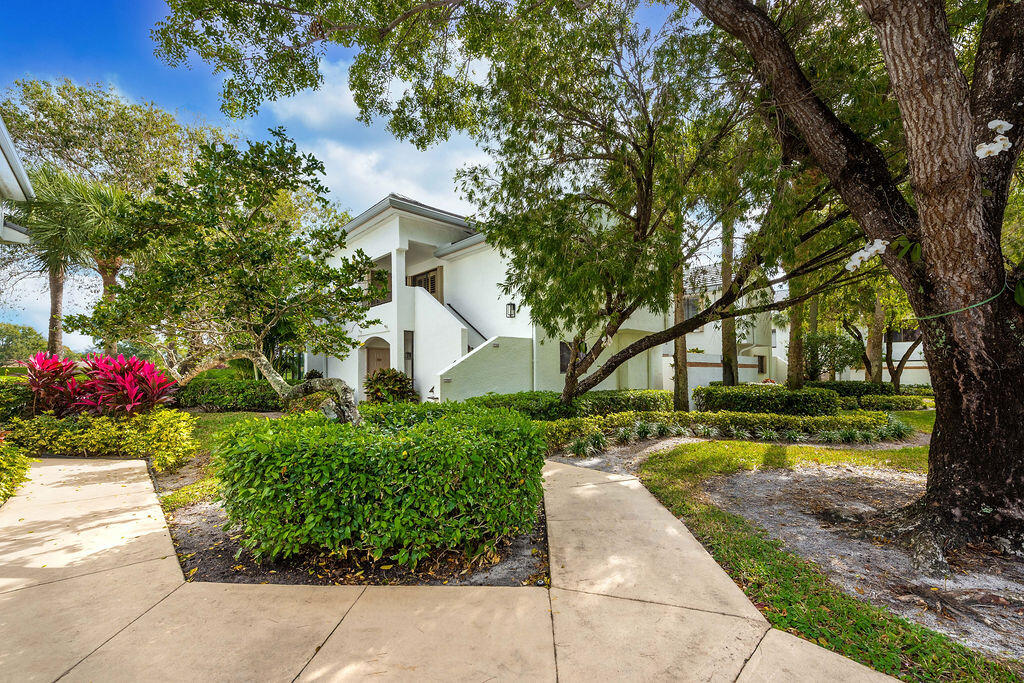 15350 Strathearn Drive 12501