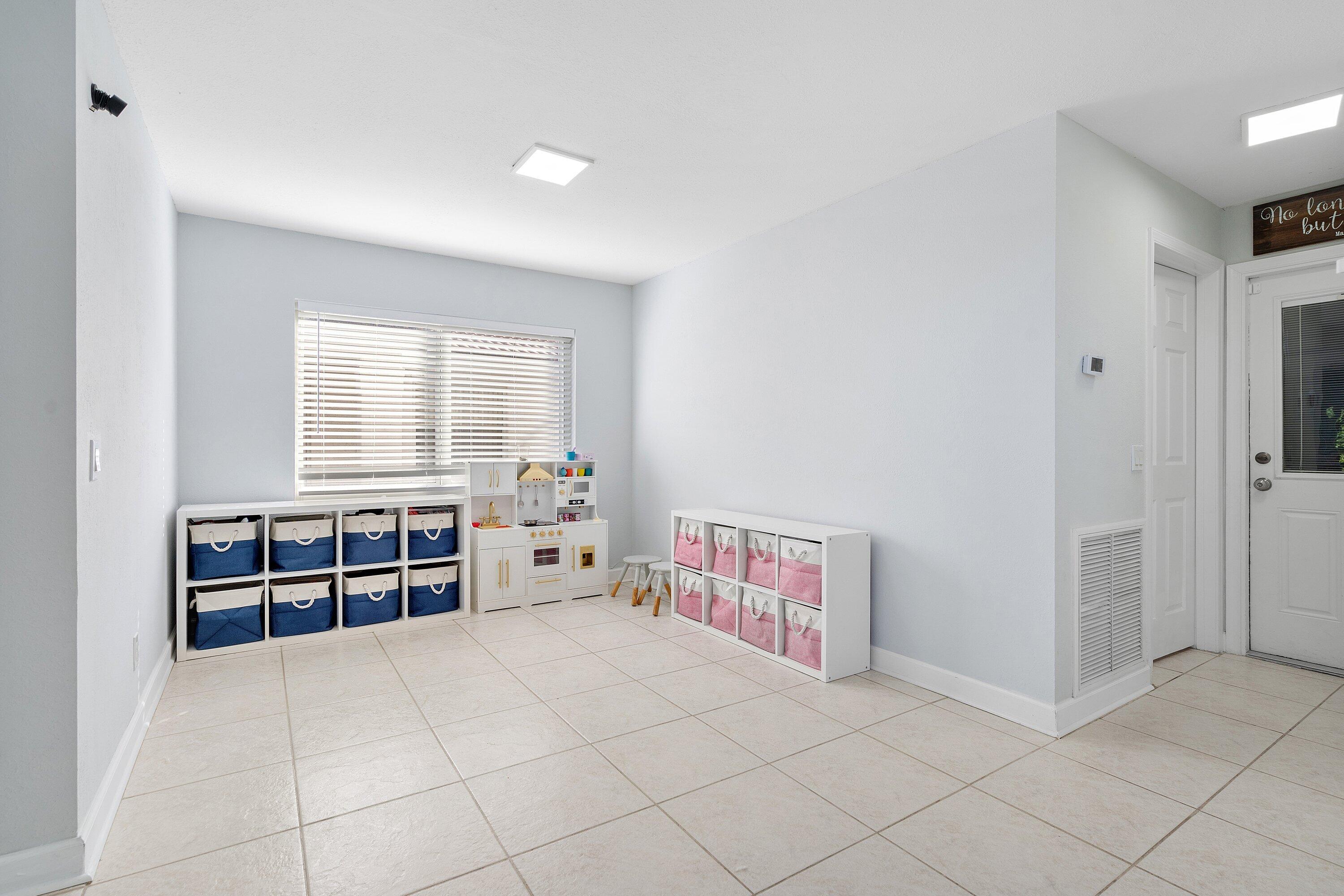 3637 Stratton Lane