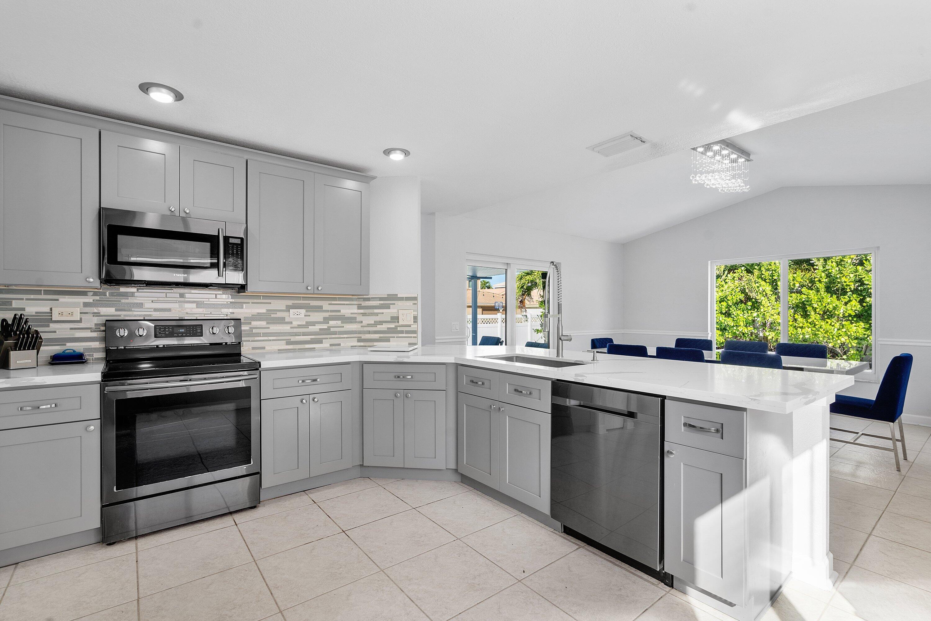3637 Stratton Lane