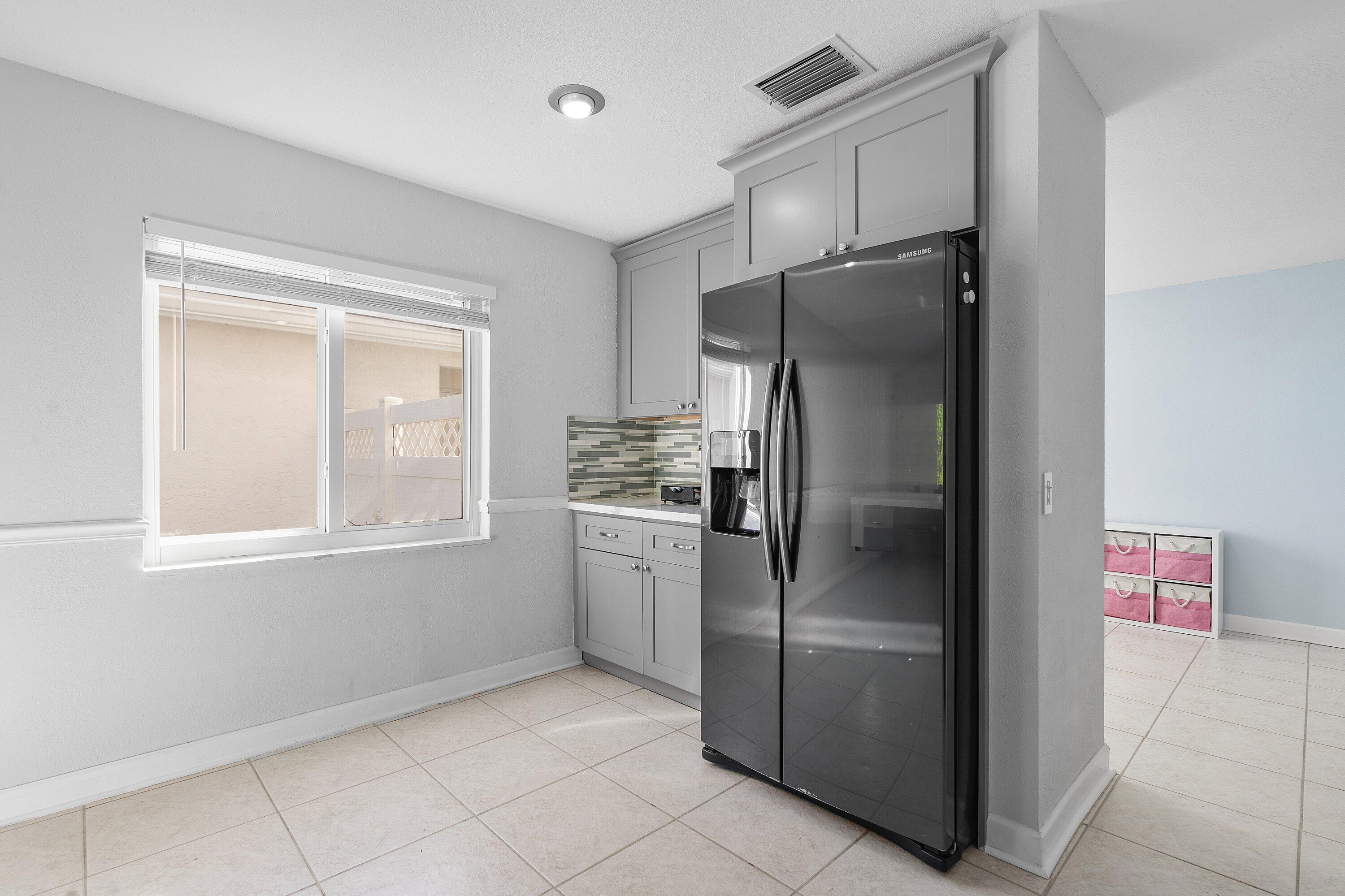 3637 Stratton Lane