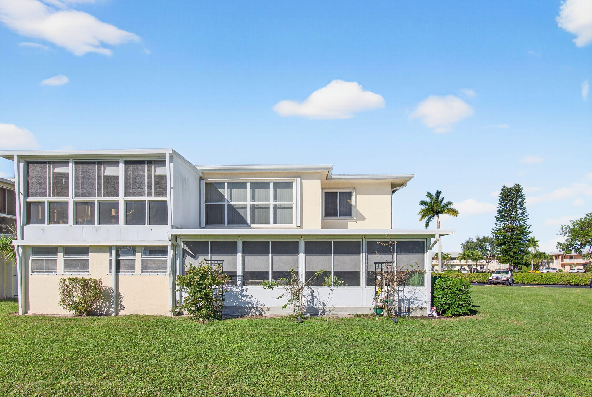 1721 NW 20th Avenue 201