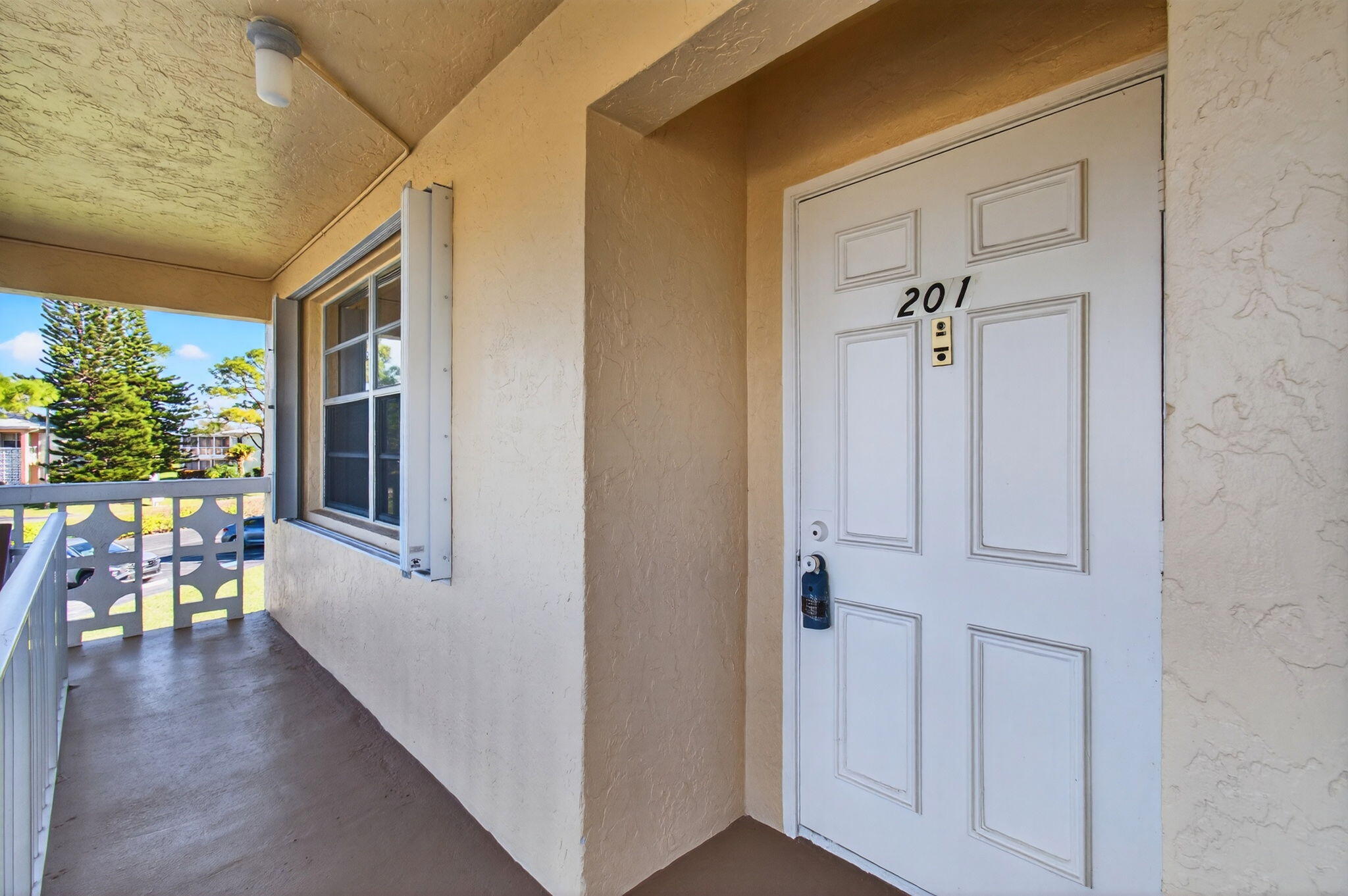 1721 NW 20th Avenue 201