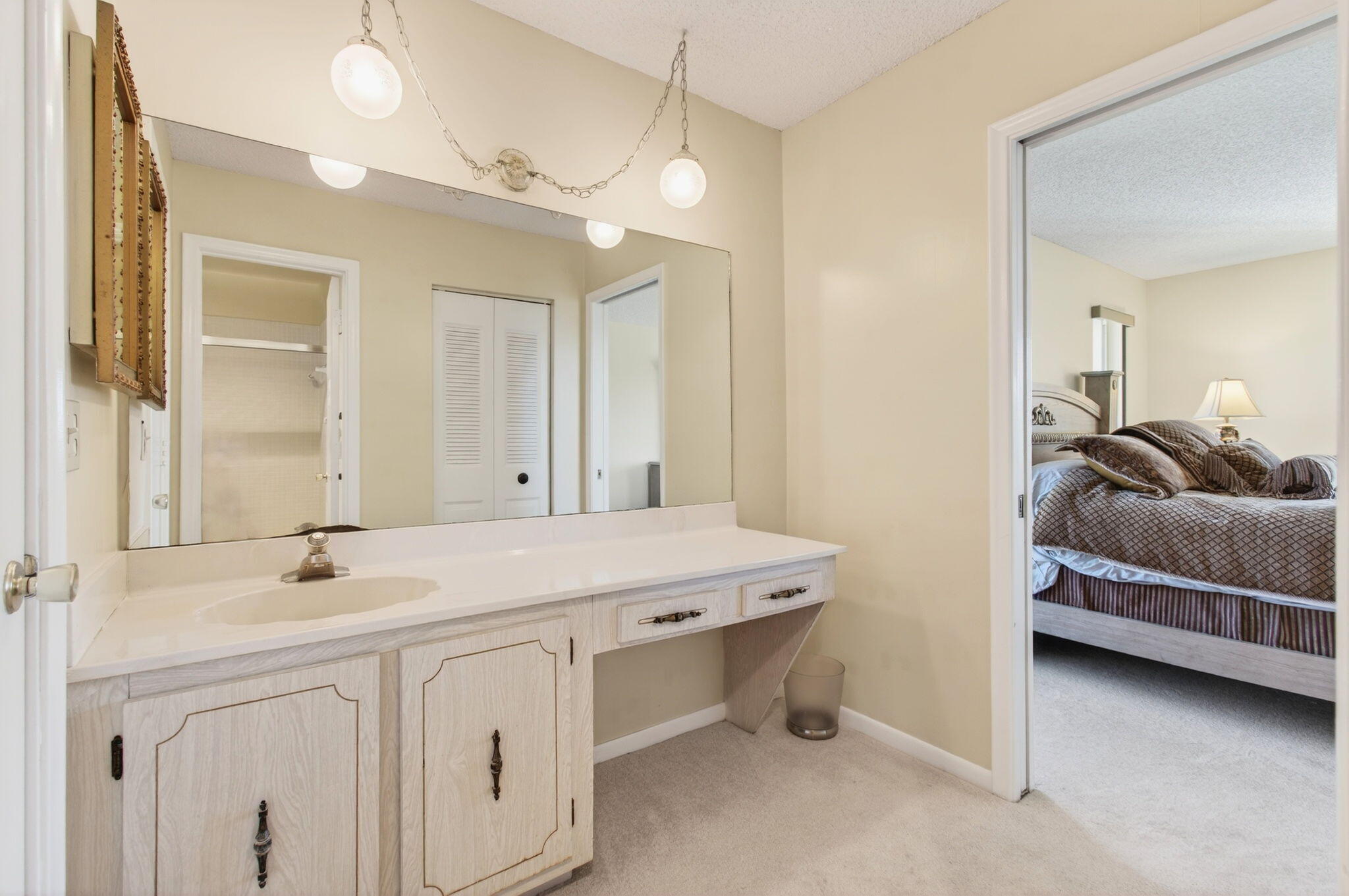 1721 NW 20th Avenue 201