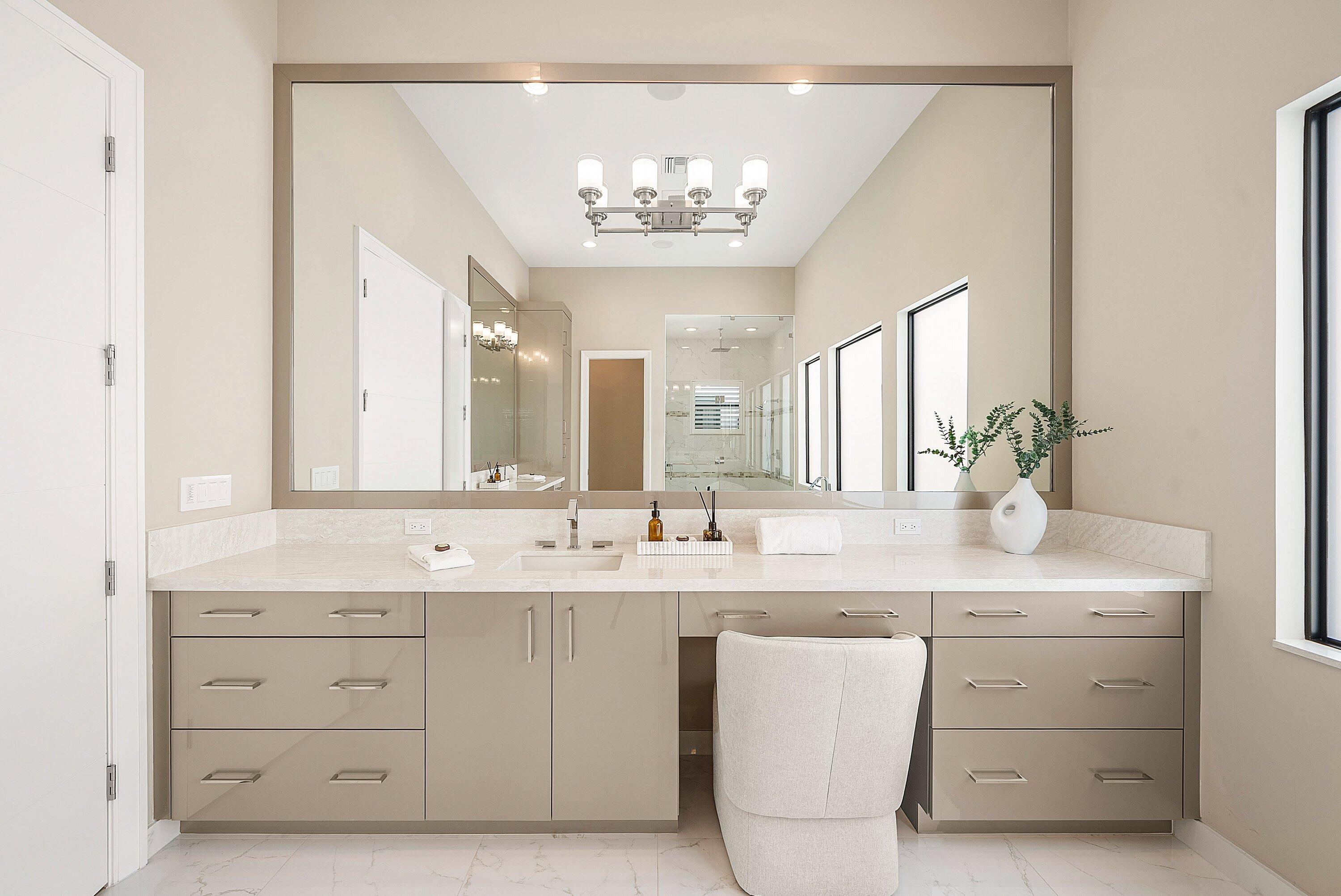 17135 Abruzzo Avenue