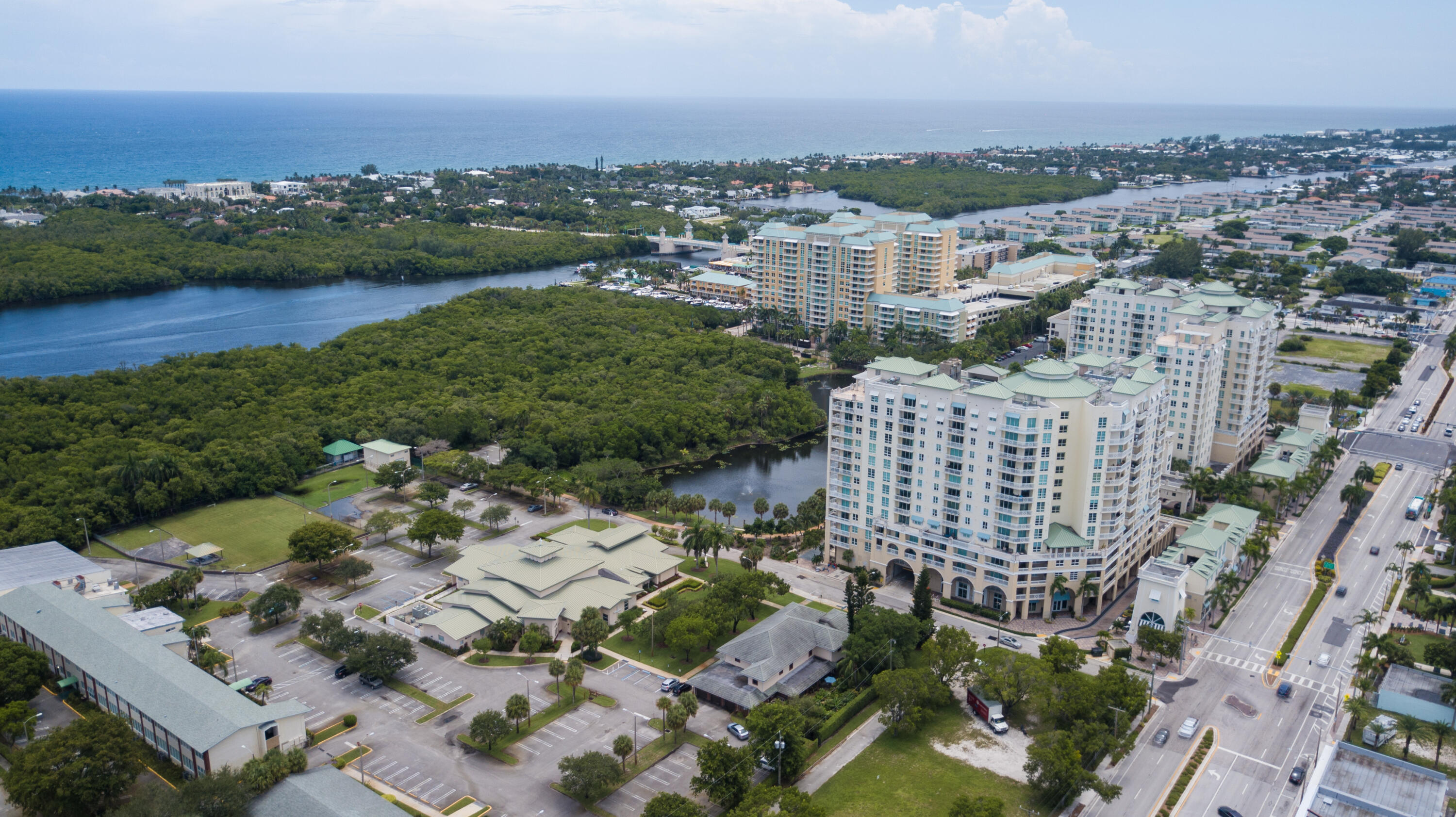 400 N Federal Highway 308n