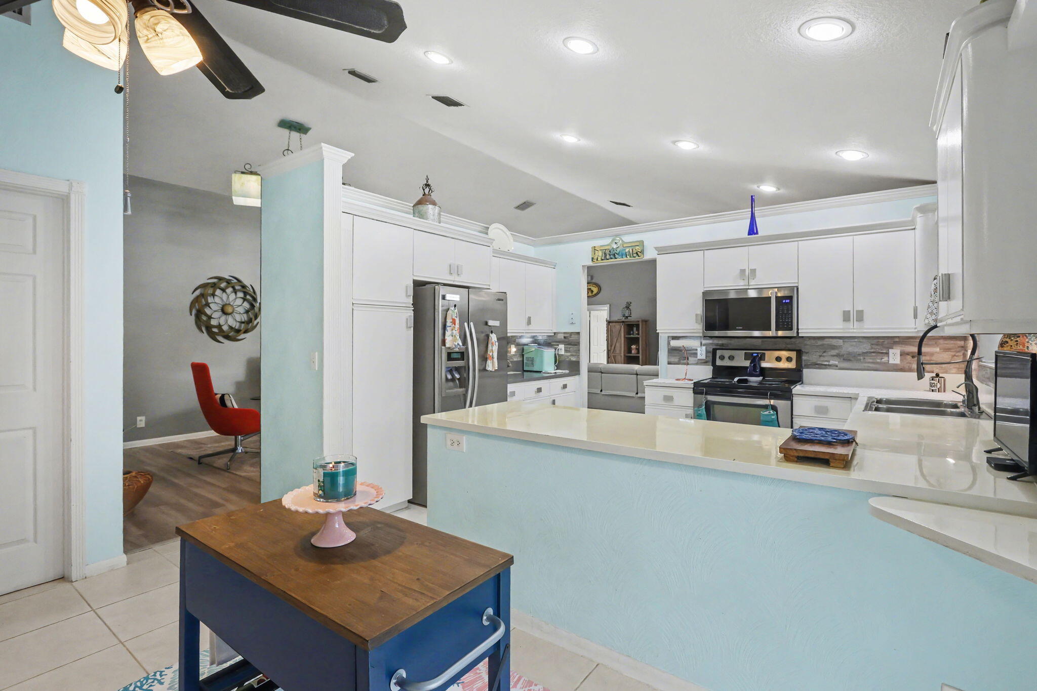 9284 Laurel Green Drive