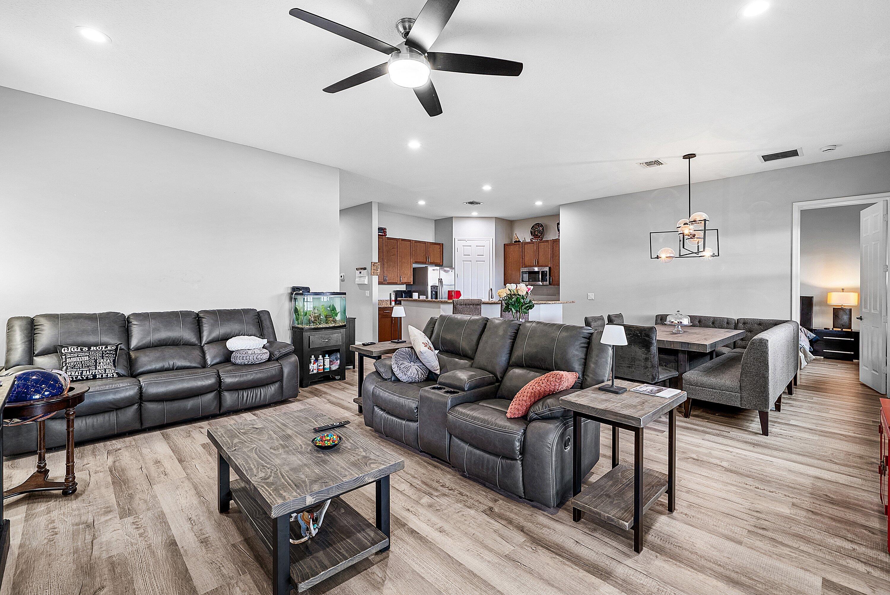 14841 Strand Lane