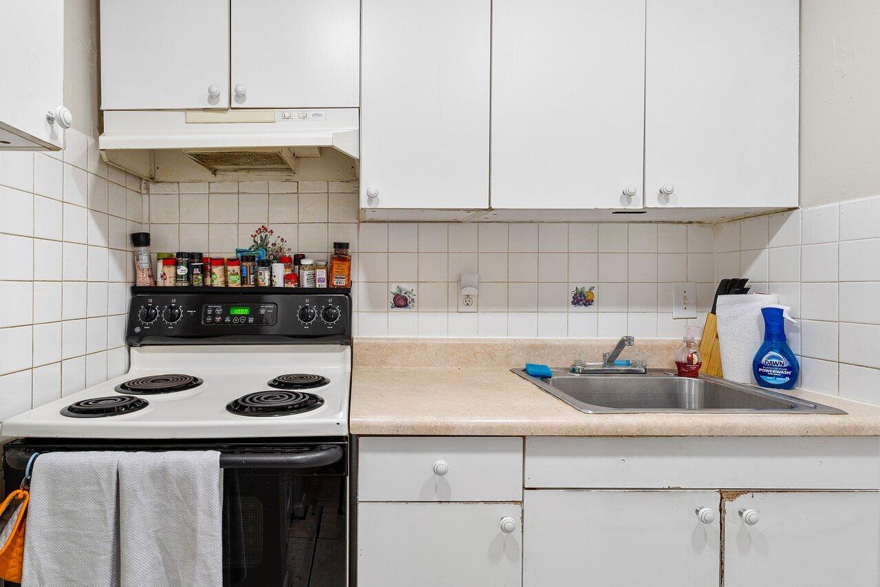 1040 Miami Boulevard 1,2,3