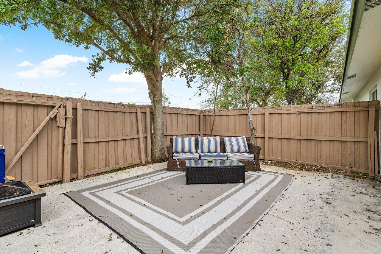 1040 Miami Boulevard 1,2,3