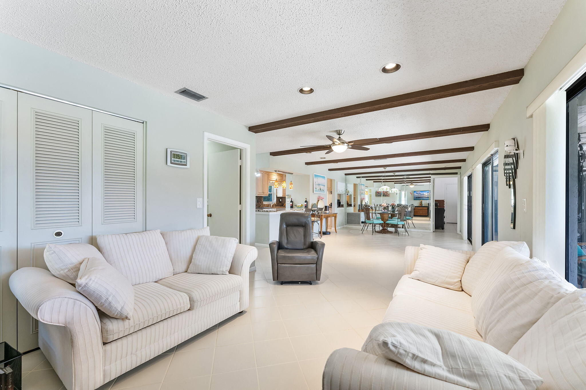 6206 E Springdale Way