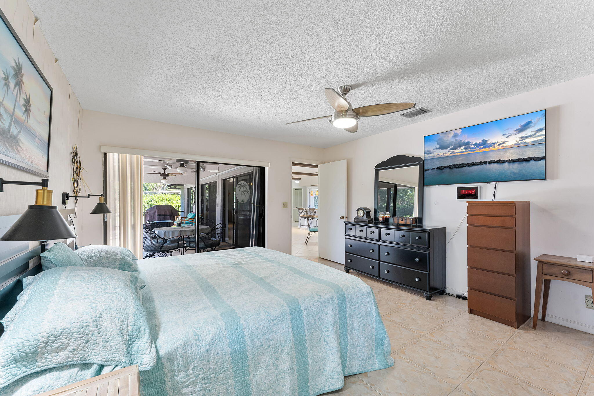 6206 E Springdale Way