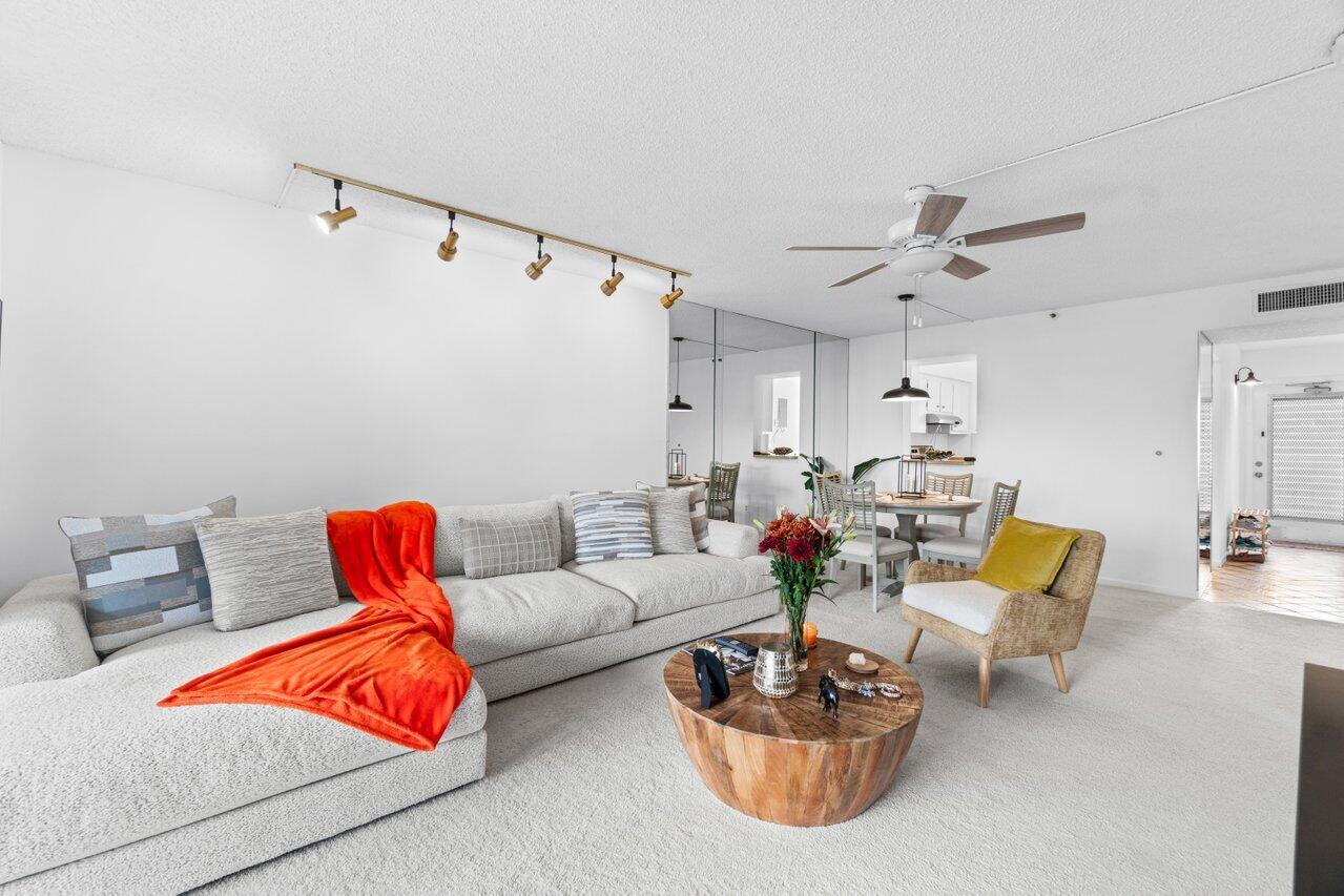 14623 Bonaire Boulevard 405